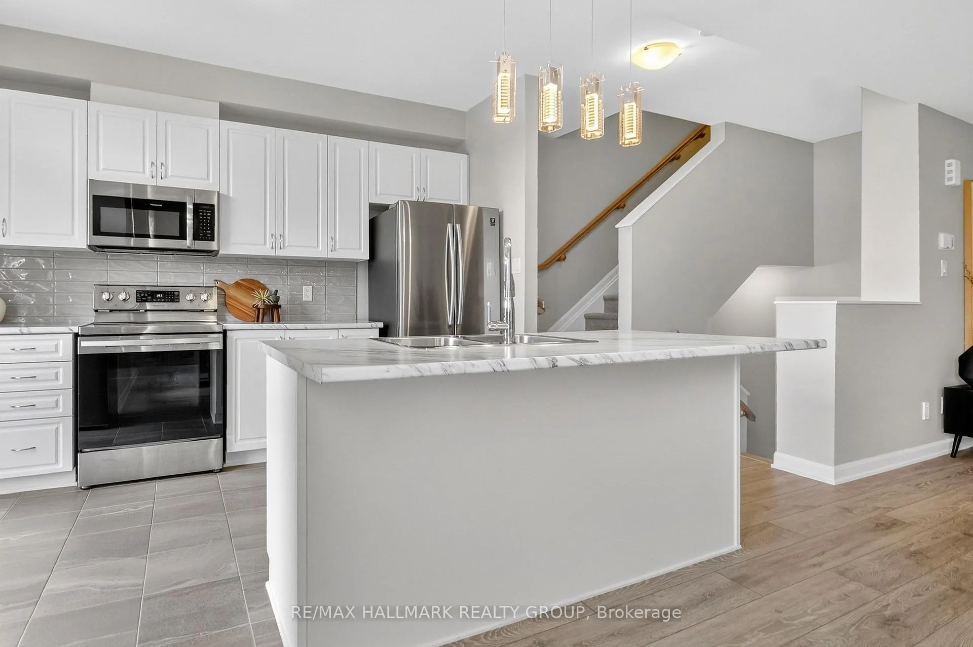 Photo 21 of 58 Teelin Circle, Ottawa, Barrhaven - Half Moon Bay — HOMEH