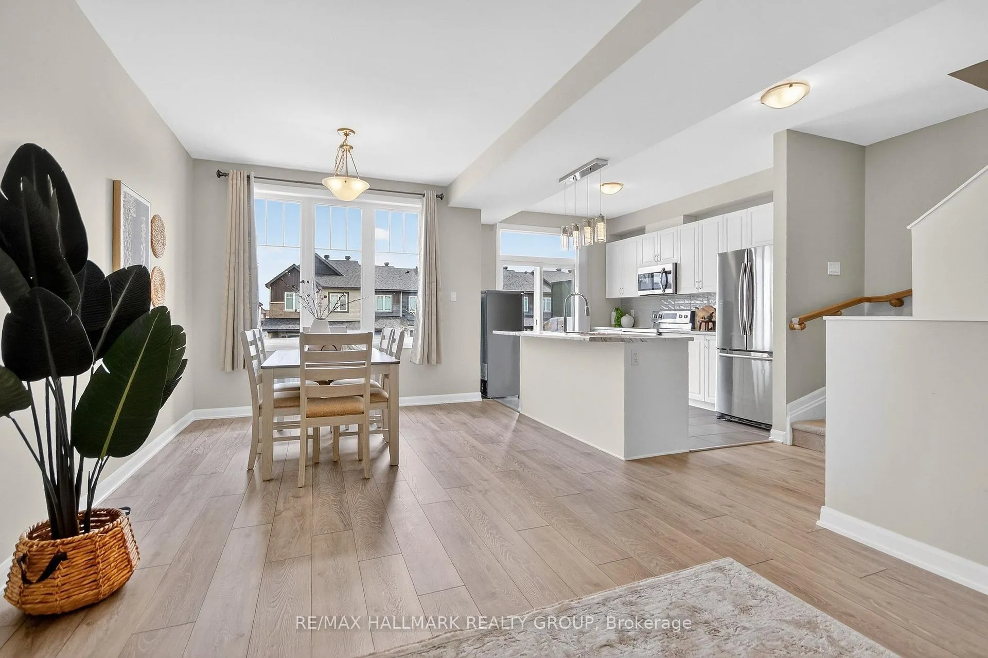 Photo 23 of 58 Teelin Circle, Ottawa, Barrhaven - Half Moon Bay — HOMEH