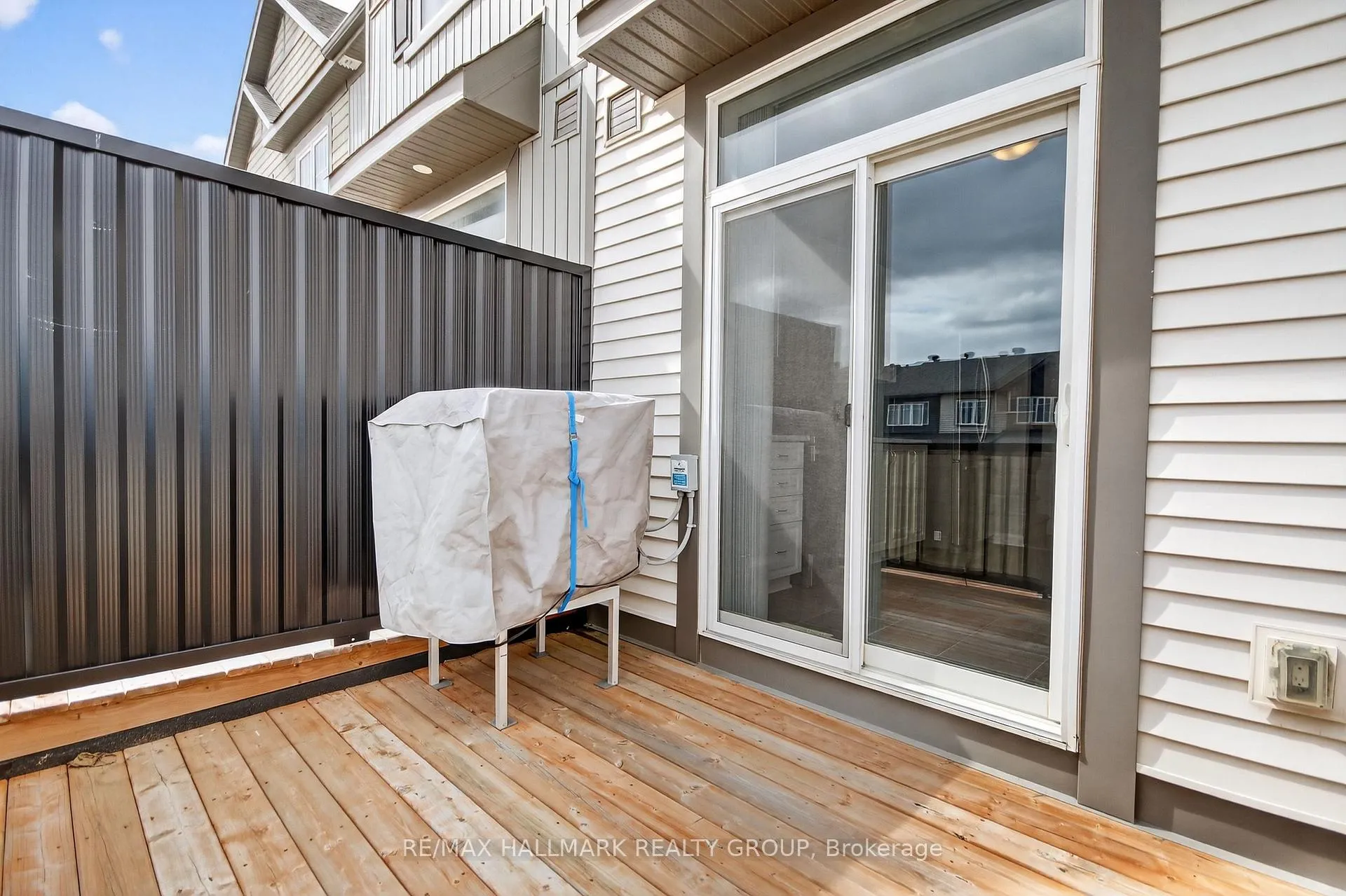 Photo 27 of 58 Teelin Circle, Ottawa, Barrhaven - Half Moon Bay — HOMEH