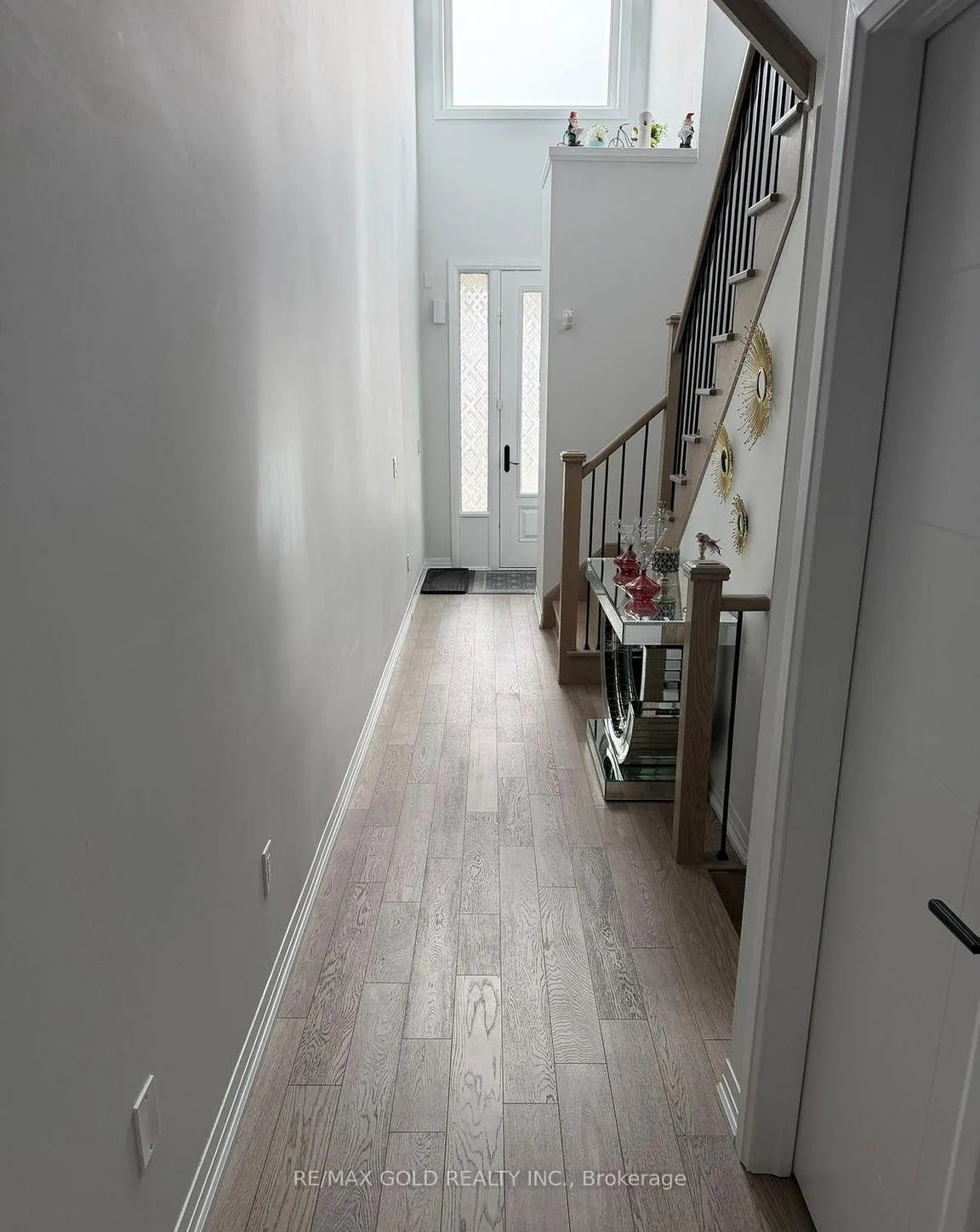Photo of 109 Silverwood Crescent
