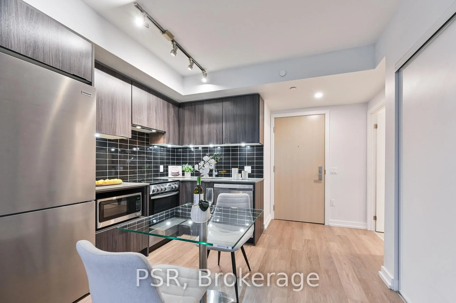 Photo 9 of Unit 4409, 395 Bloor Street E, Toronto, North St. James Town — HOMEH