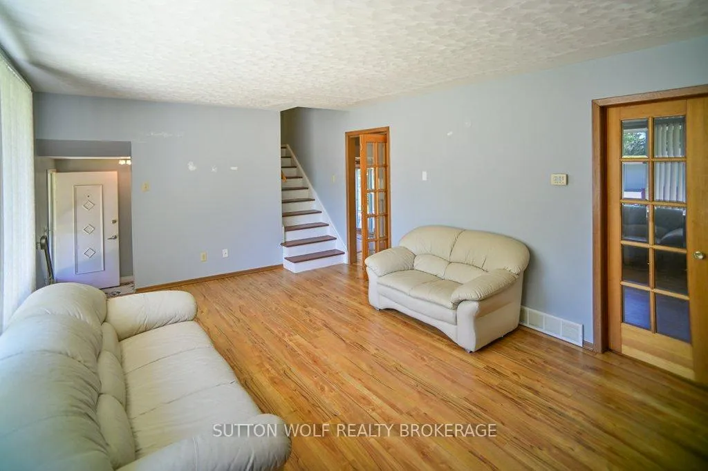Photo 4 of 106 Stanhope Place, London, South S — HOMEH