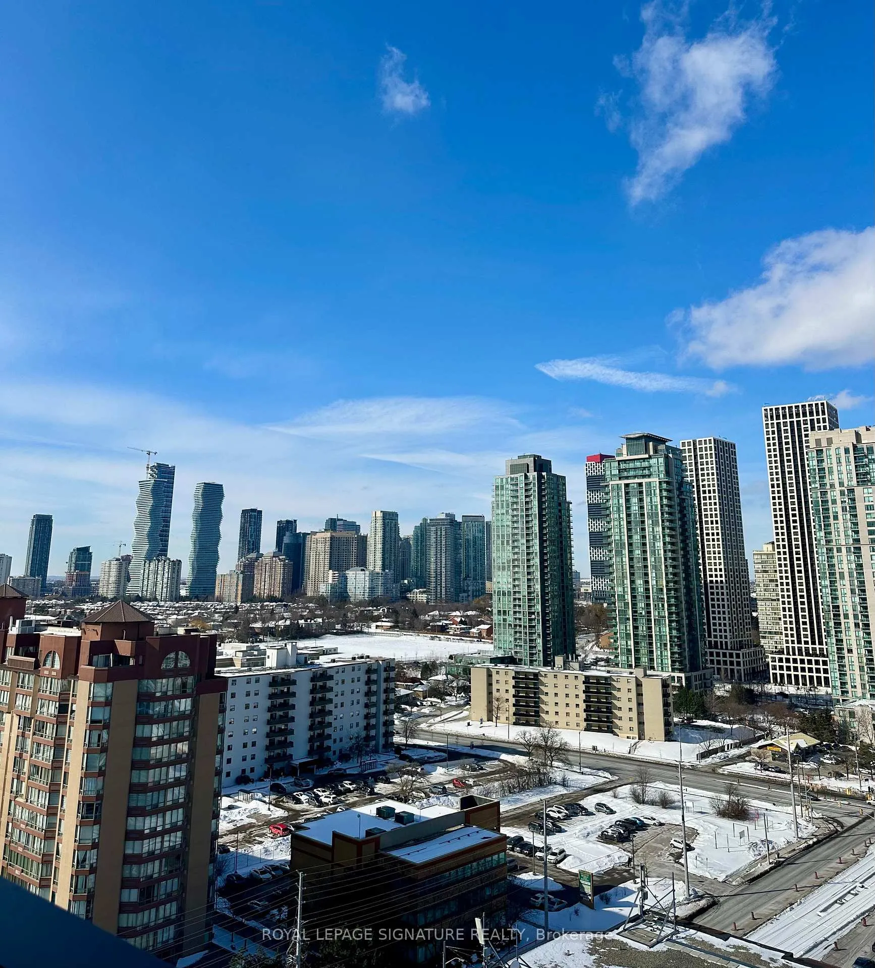 Photo 10 of Unit 1705, 1 Fairview Road E, Mississauga, Mississauga Valleys — HOMEH