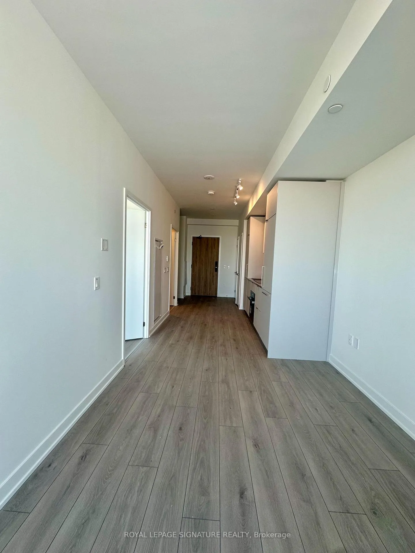 Photo 12 of Unit 1705, 1 Fairview Road E, Mississauga, Mississauga Valleys — HOMEH