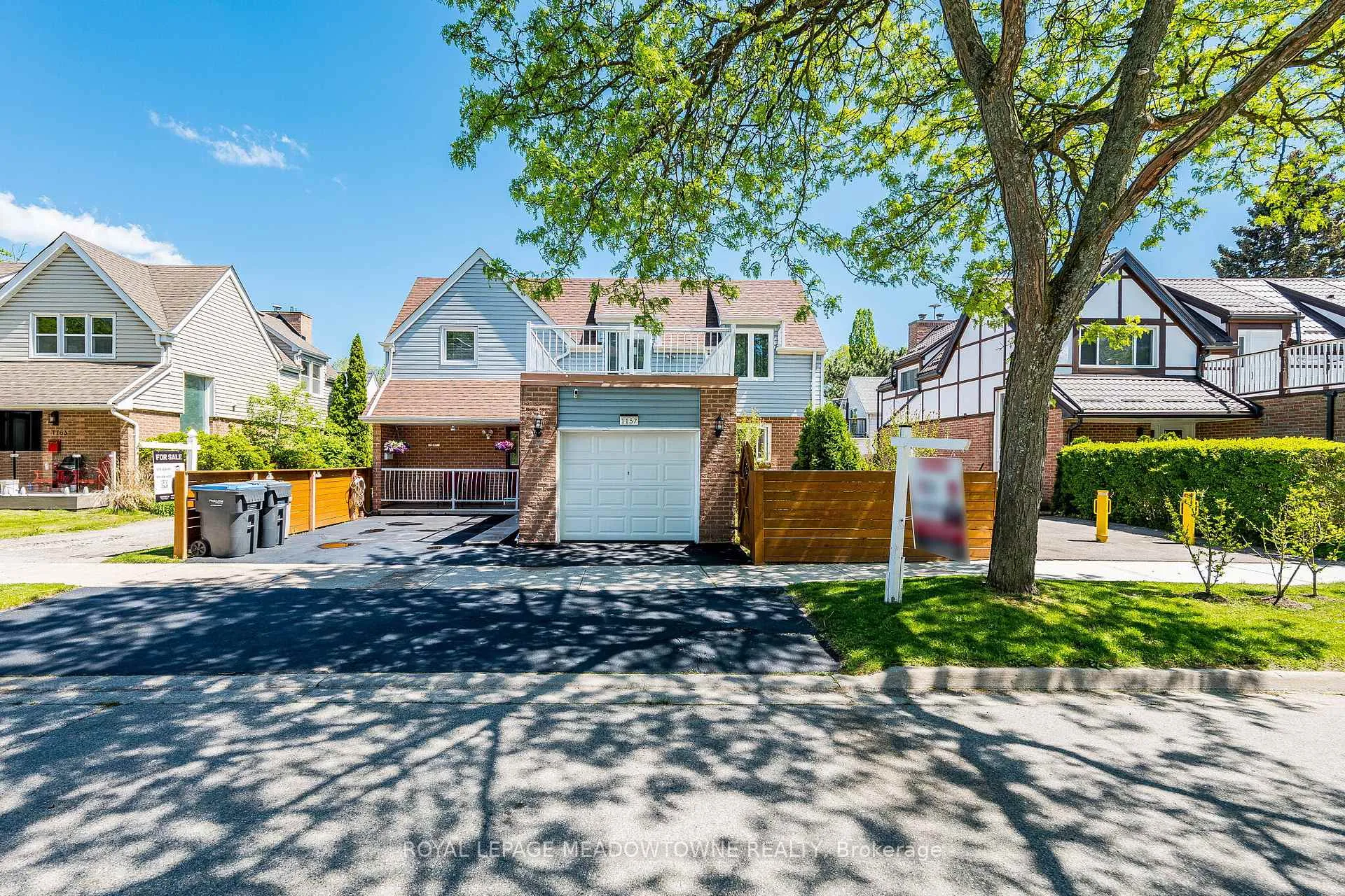 Photo 3 of 1157 Kos Boulevard, Mississauga, Lorne Park — HOMEH