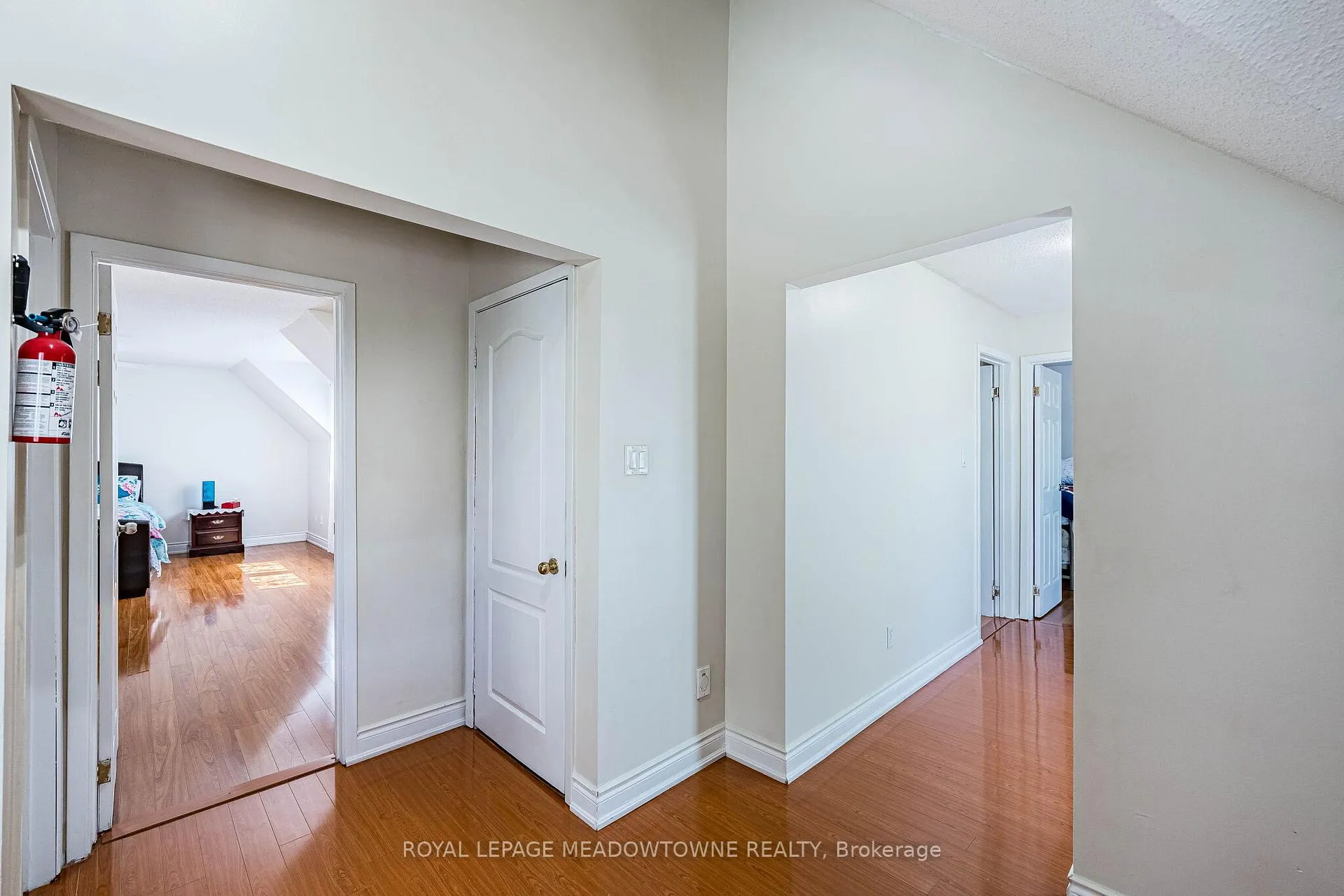Photo 23 of 1157 Kos Boulevard, Mississauga, Lorne Park — HOMEH