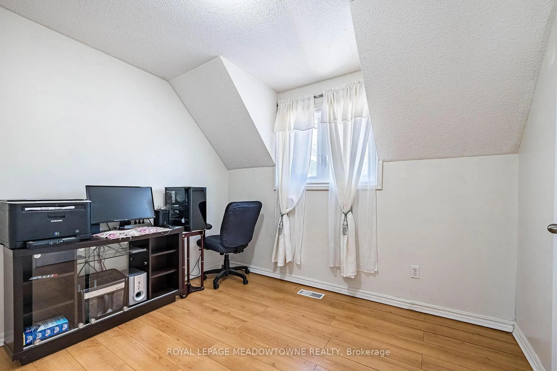 Photo 31 of 1157 Kos Boulevard, Mississauga, Lorne Park — HOMEH