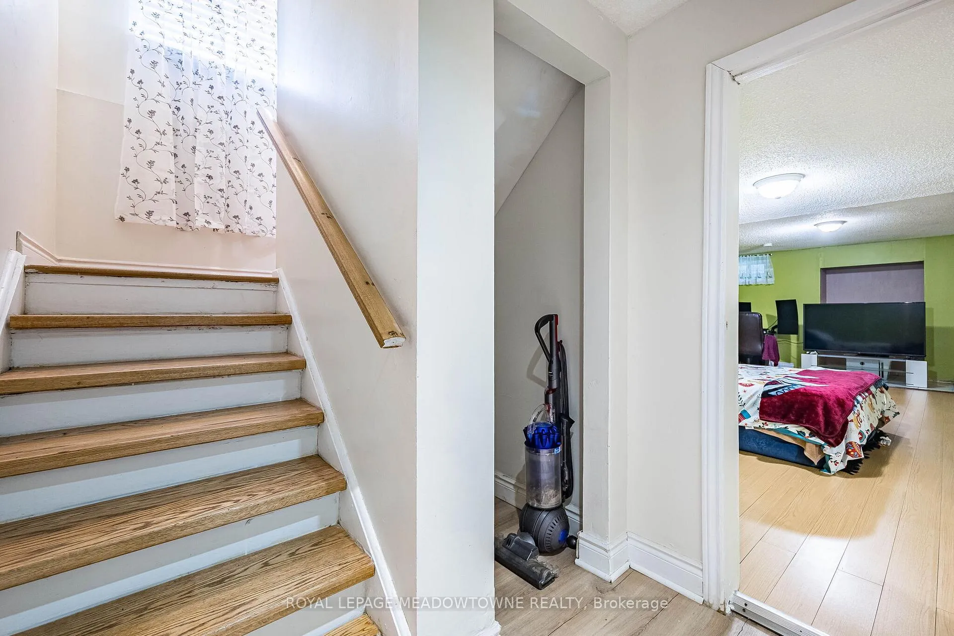 Photo 36 of 1157 Kos Boulevard, Mississauga, Lorne Park — HOMEH