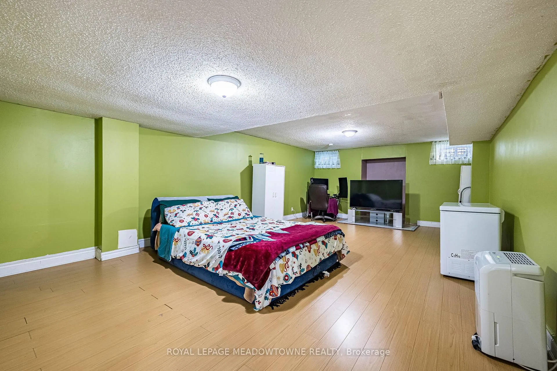 Photo 37 of 1157 Kos Boulevard, Mississauga, Lorne Park — HOMEH