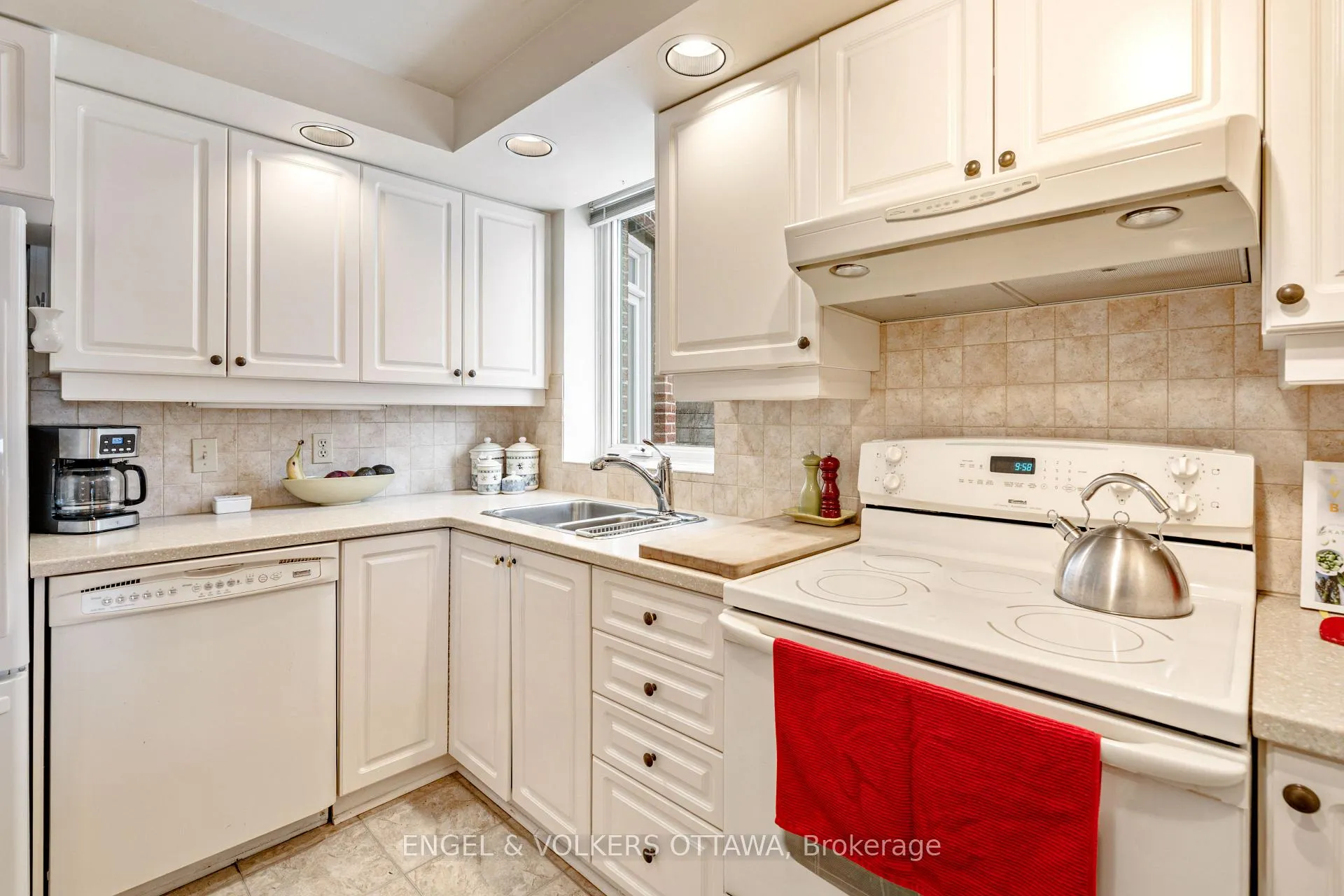 Photo 17 of Unit 103, 555 Wilbrod Street, Ottawa, Sandy Hill — HOMEH
