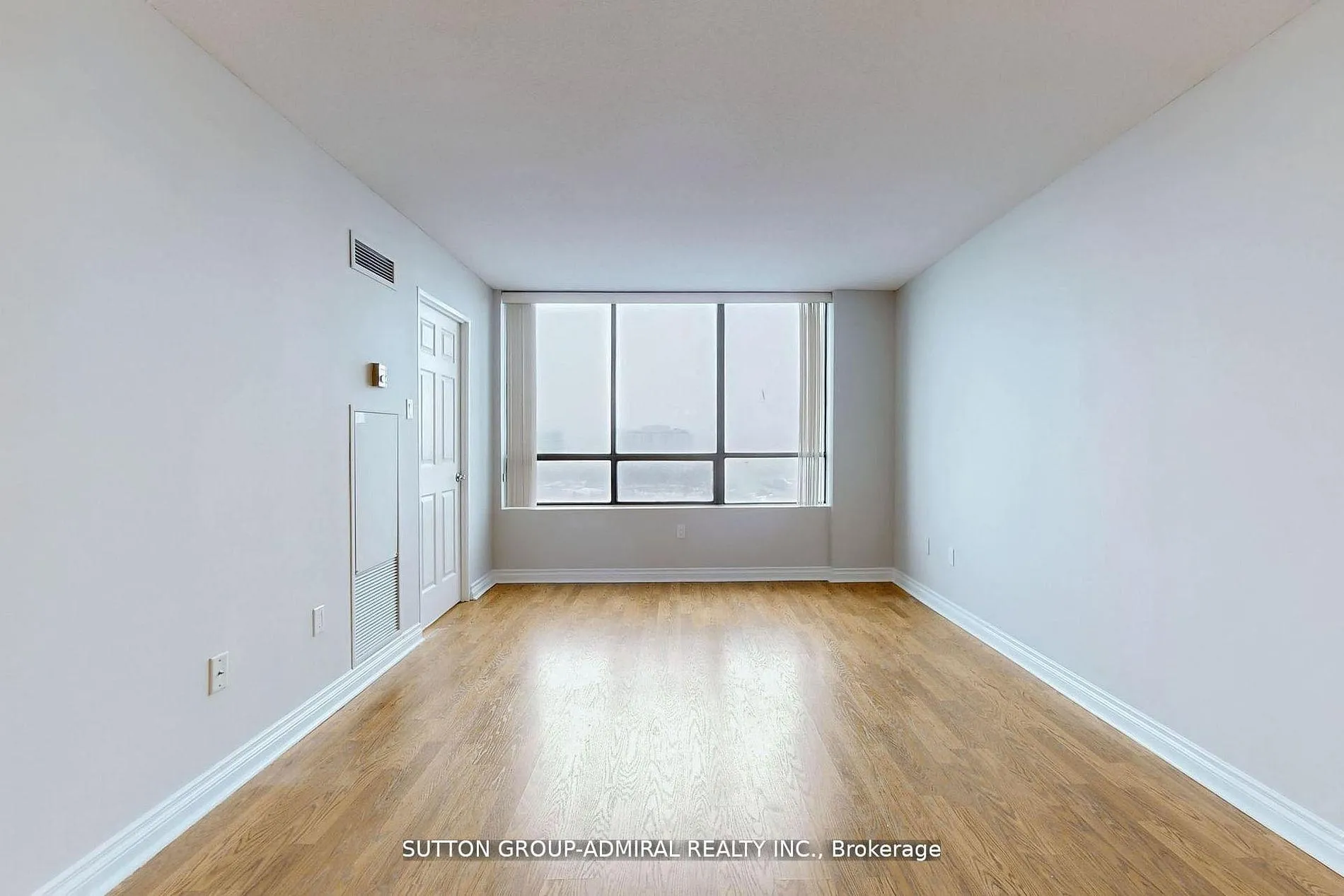 Photo 4 of Unit 1107, 7601 Bathurst Street, Vaughan, Crestwood-Springfarm-Yorkhill — HOMEH