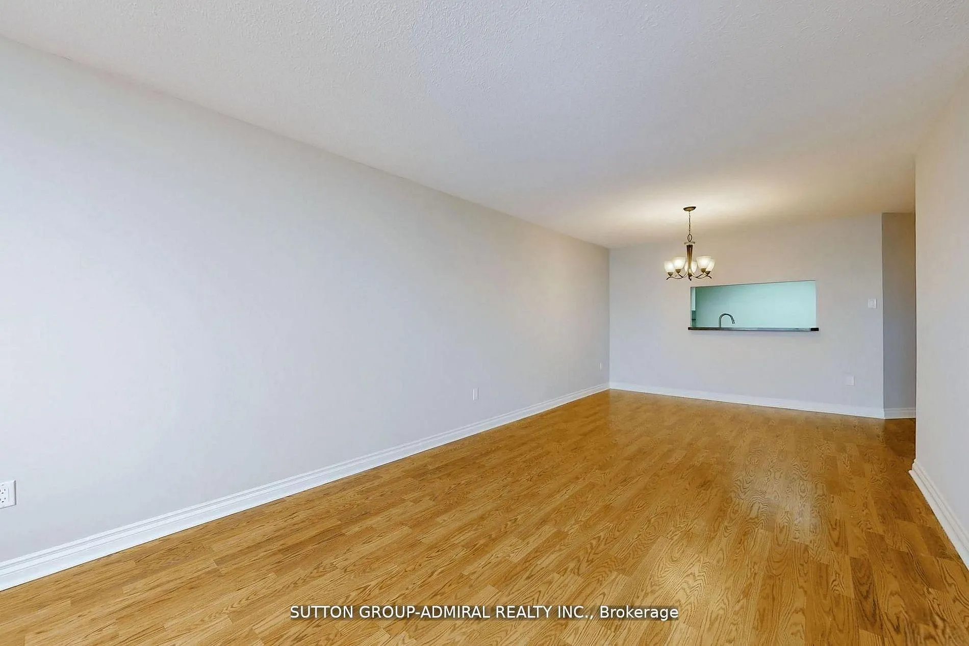 Photo 6 of Unit 1107, 7601 Bathurst Street, Vaughan, Crestwood-Springfarm-Yorkhill — HOMEH