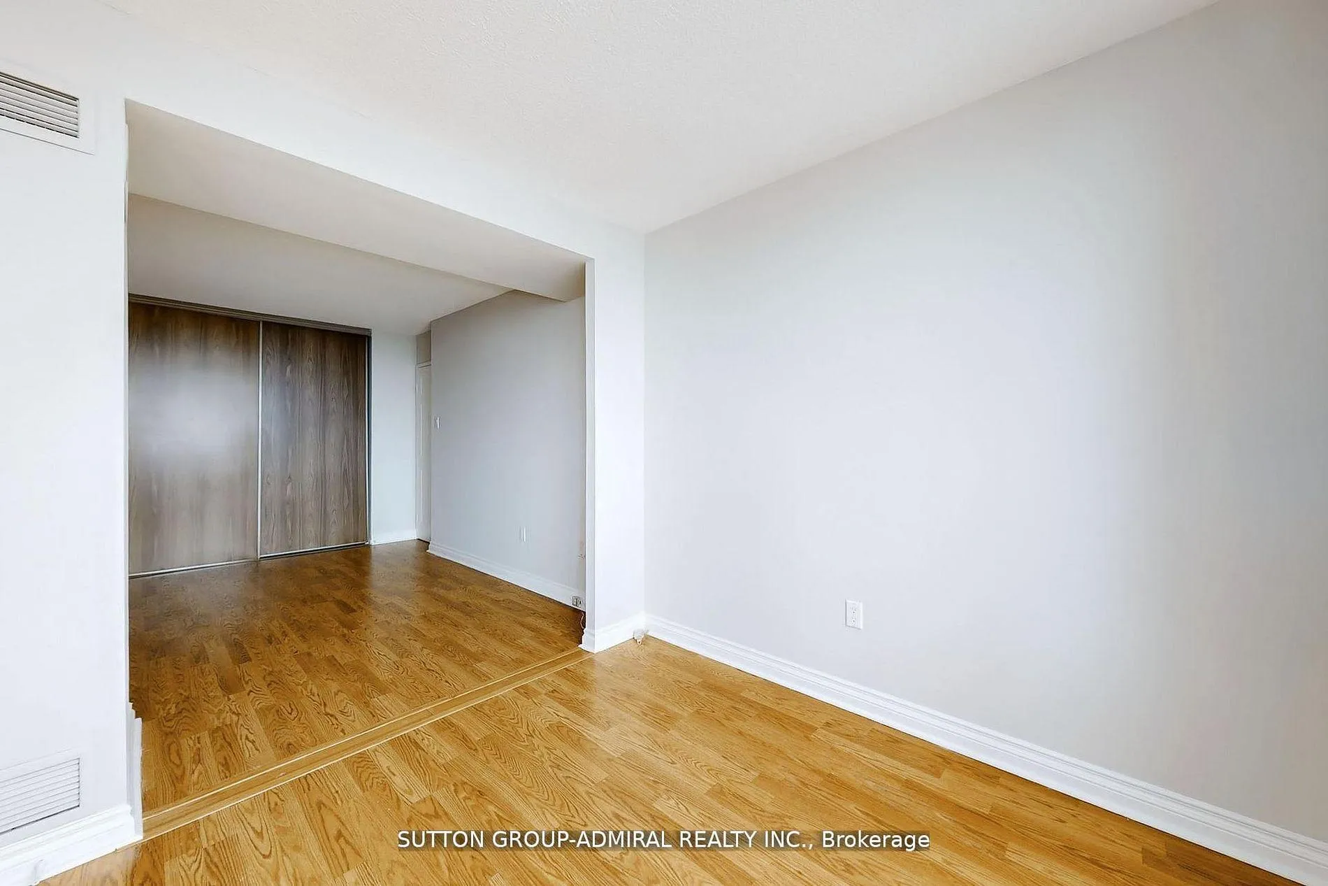 Photo 24 of Unit 1107, 7601 Bathurst Street, Vaughan, Crestwood-Springfarm-Yorkhill — HOMEH