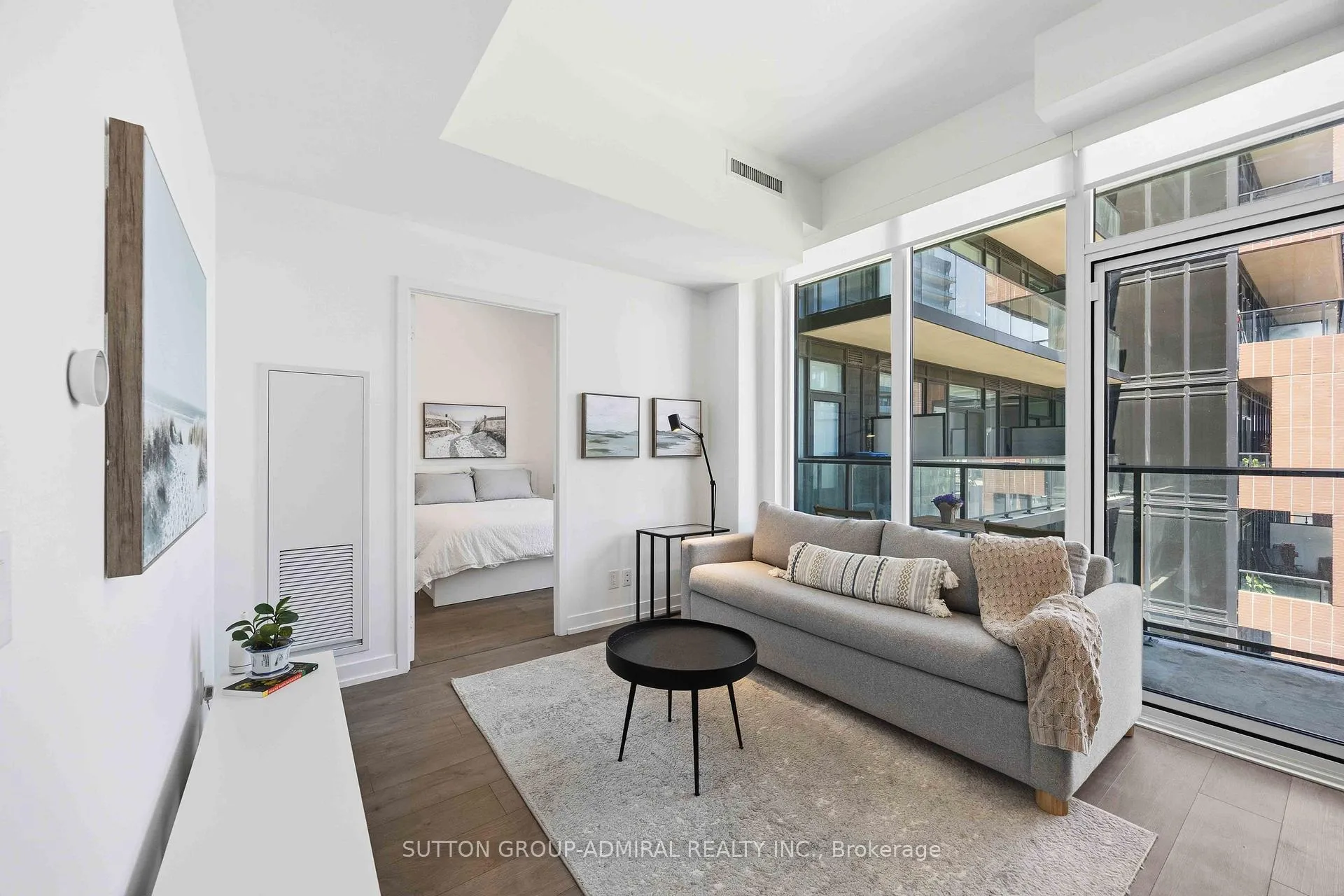 Photo 12 of Unit 902, 270 Dufferin Street, Toronto, South Parkdale — HOMEH