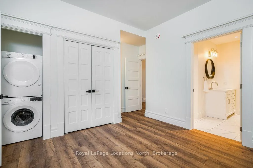 Photo 17 of Unit 1, 20 Alice Street E, Blue Mountains — HOMEH