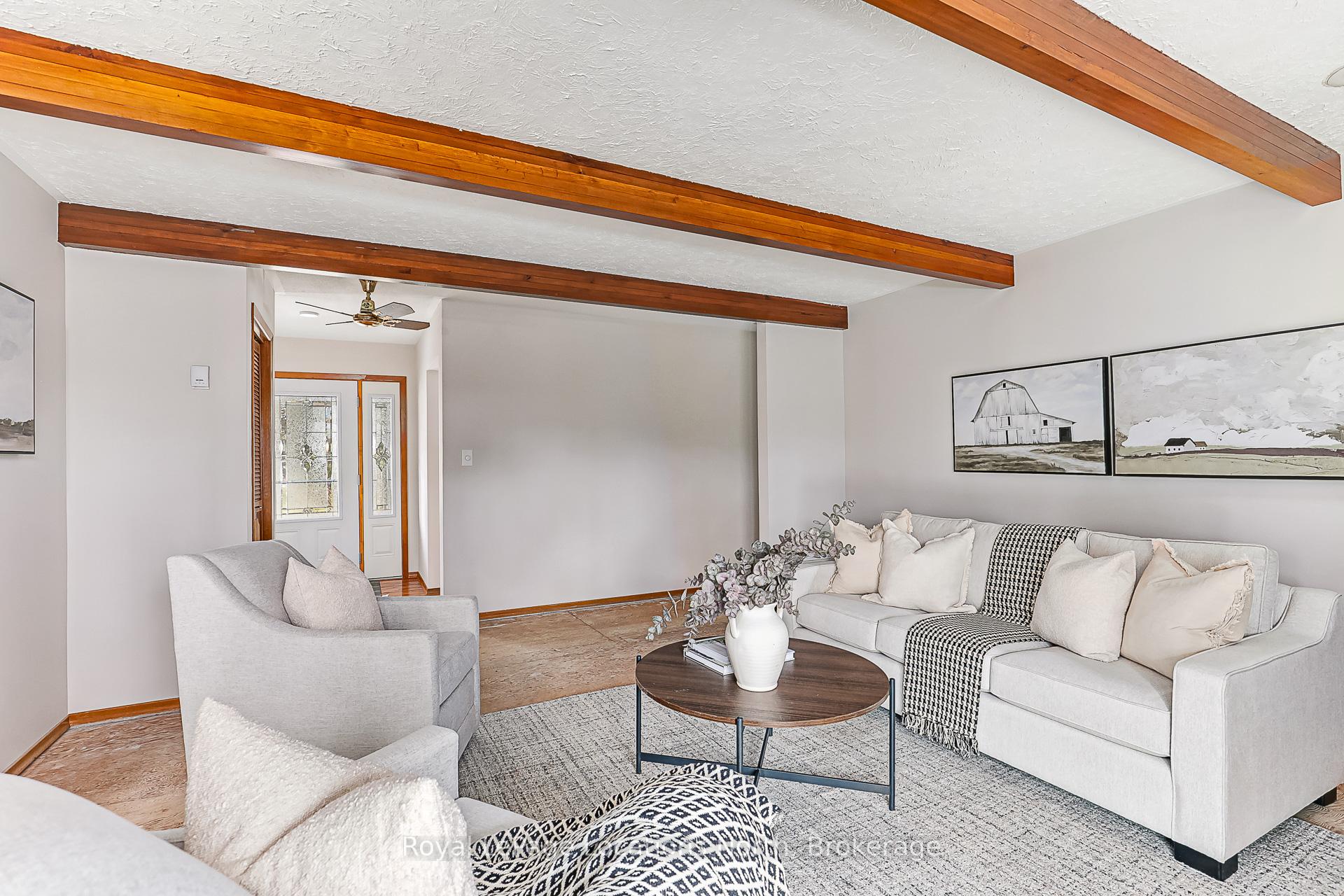 Photo 8 of 54 Townley Street, Clearview, Nottawa — HOMEH