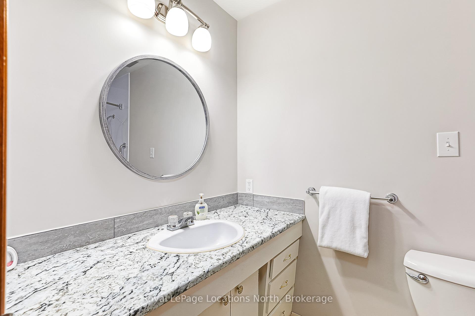 Photo 17 of 54 Townley Street, Clearview, Nottawa — HOMEH