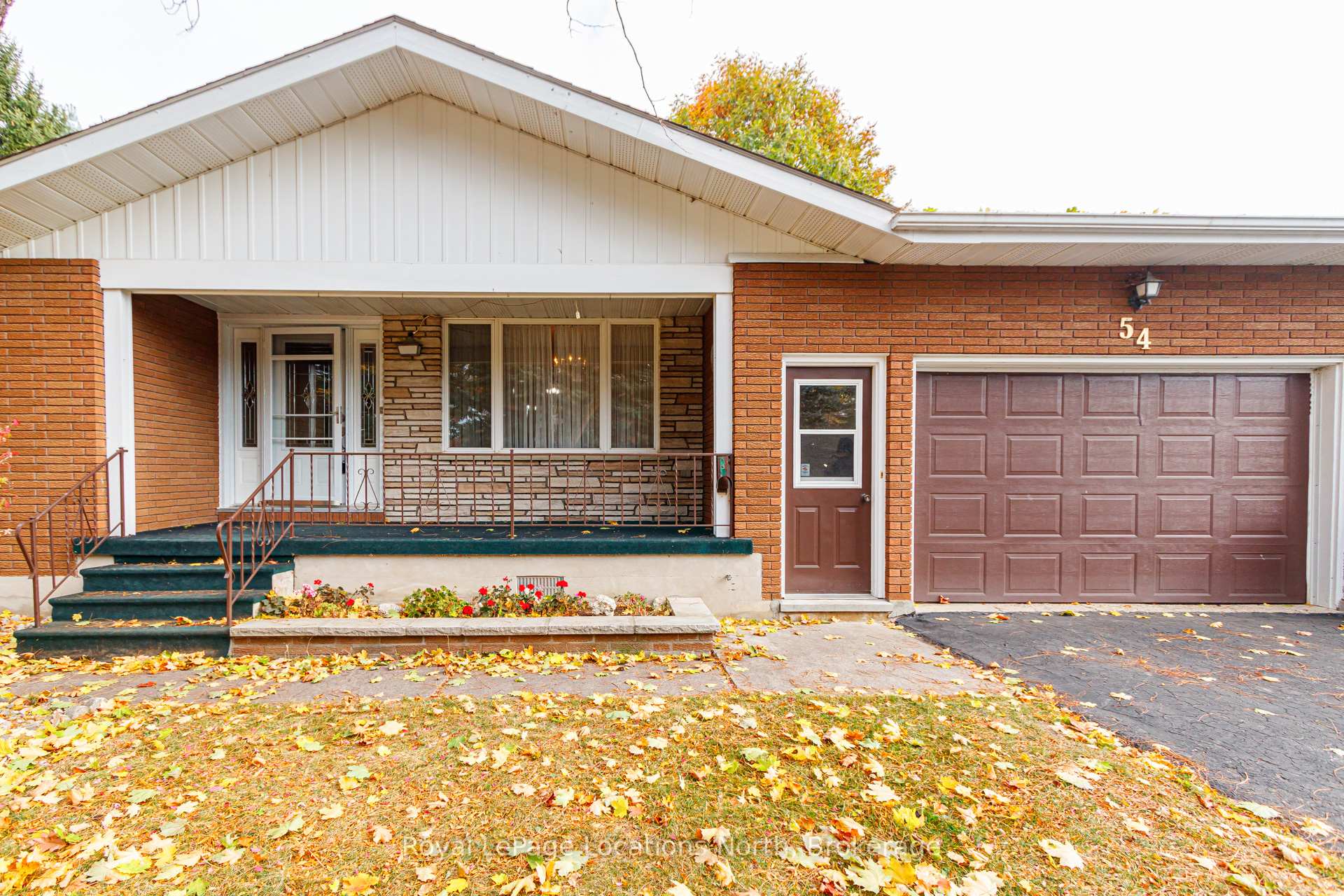 Photo 19 of 54 Townley Street, Clearview, Nottawa — HOMEH