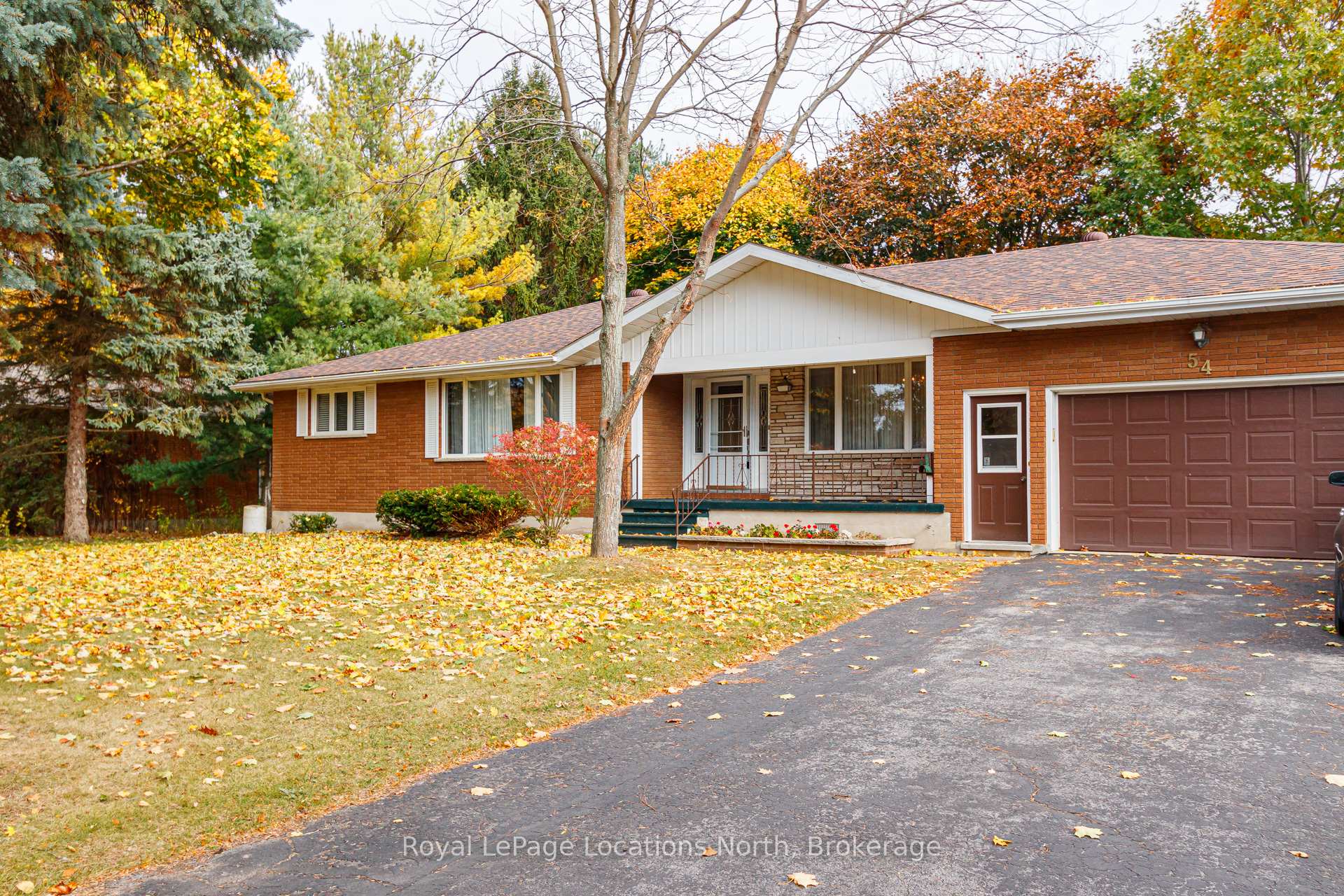 Photo 20 of 54 Townley Street, Clearview, Nottawa — HOMEH