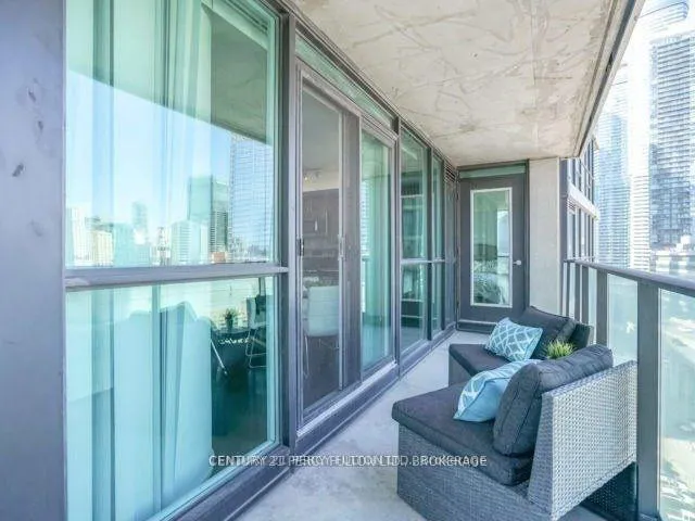 Photo 4 of Unit 1204, 33 Bay Street, Toronto, Waterfront Communities — HOMEH
