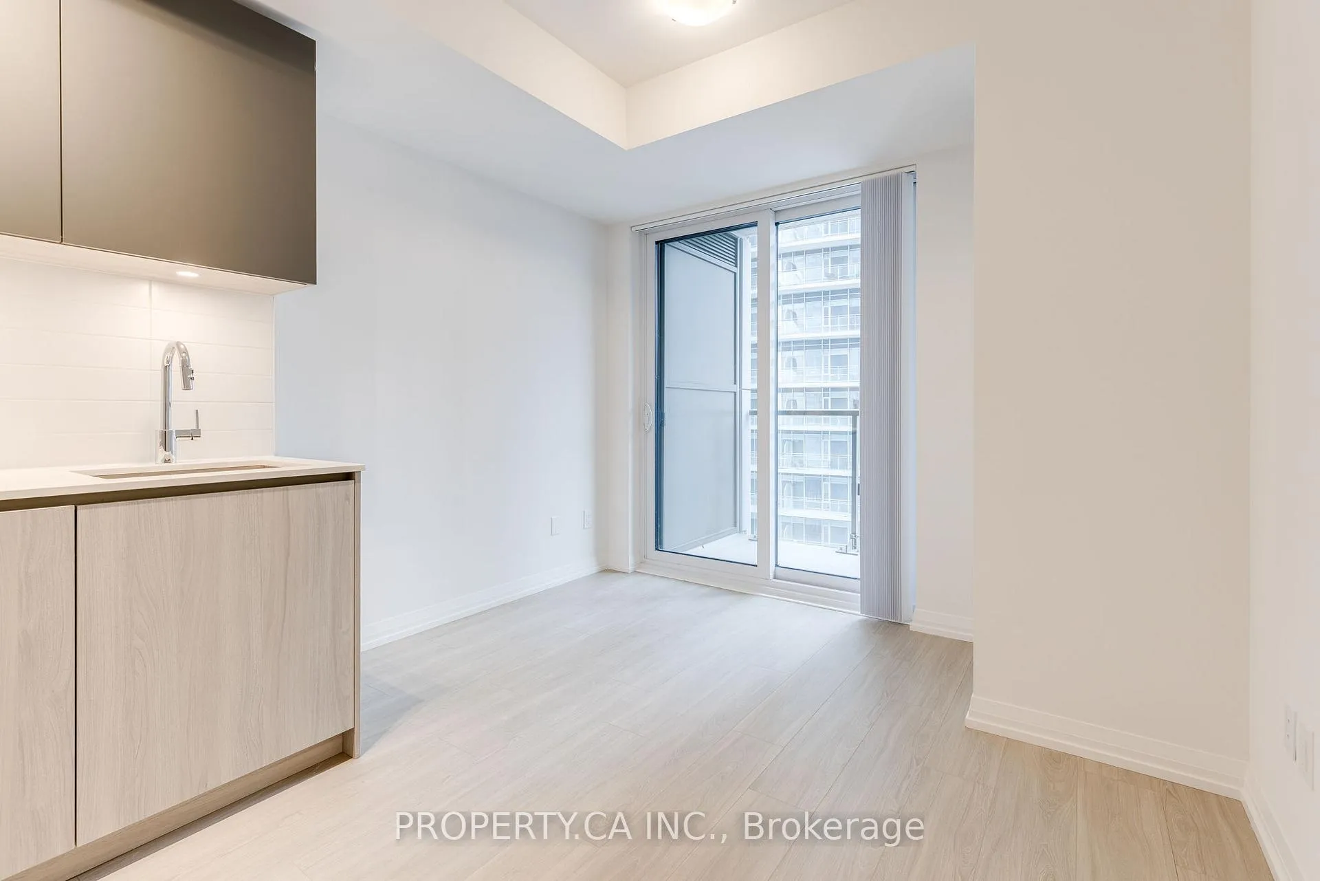 Photo 9 of Unit 2709, 8 Widmer Street, Toronto, Waterfront Communities — HOMEH