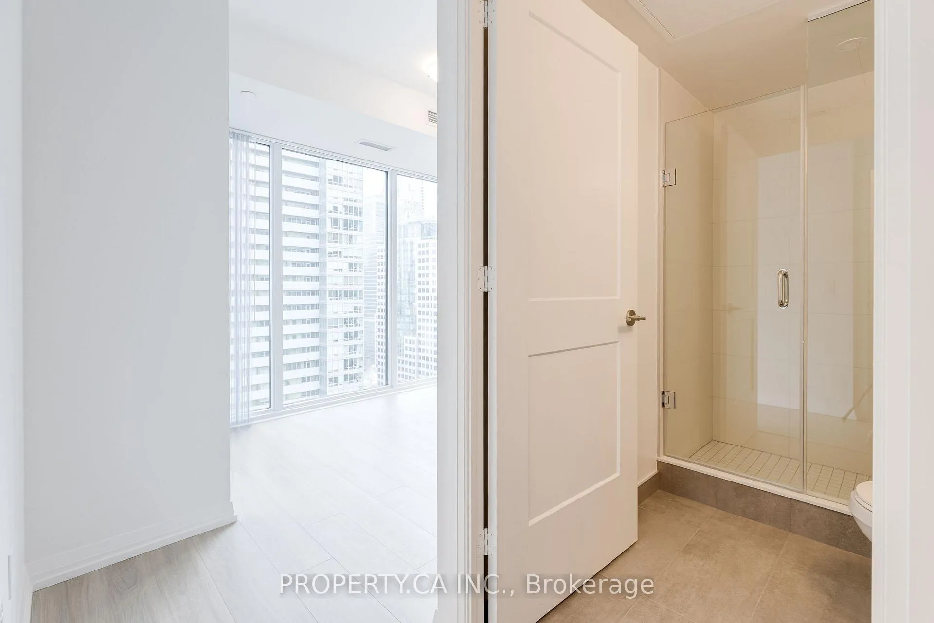 Photo 14 of Unit 2709, 8 Widmer Street, Toronto, Waterfront Communities — HOMEH