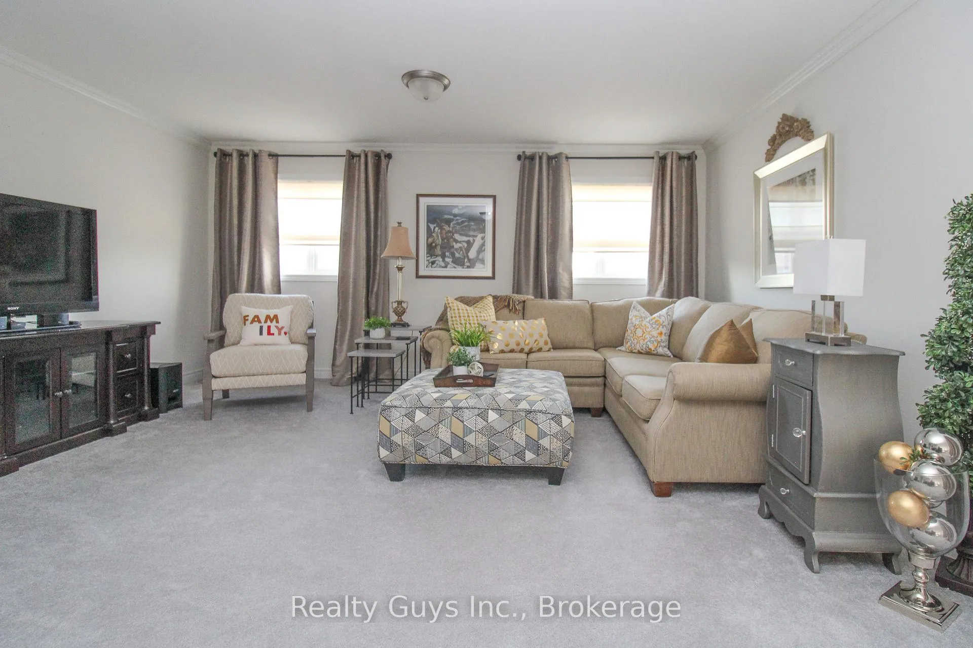Photo 37 of 570 Grange Way, Peterborough, Northcrest Ward 5 — HOMEH