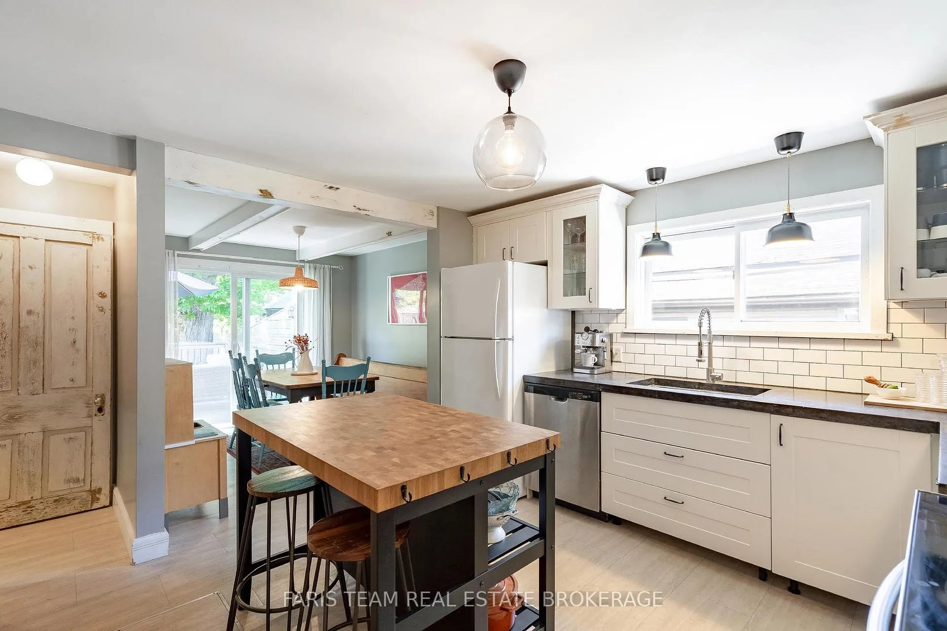 Photo 5 of 4182 County Road 124, Clearview, Nottawa — HOMEH