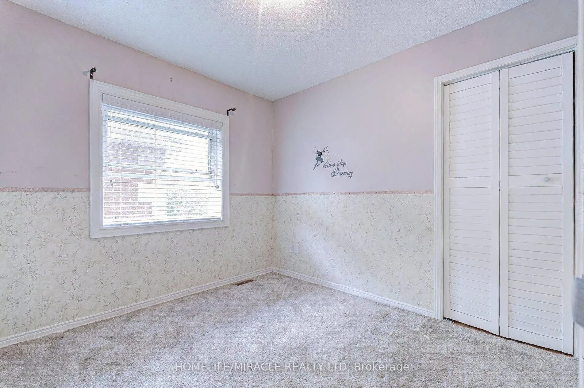 Photo 14 of 45 Sunley Crescent, Brampton, Fletcher's West — HOMEH