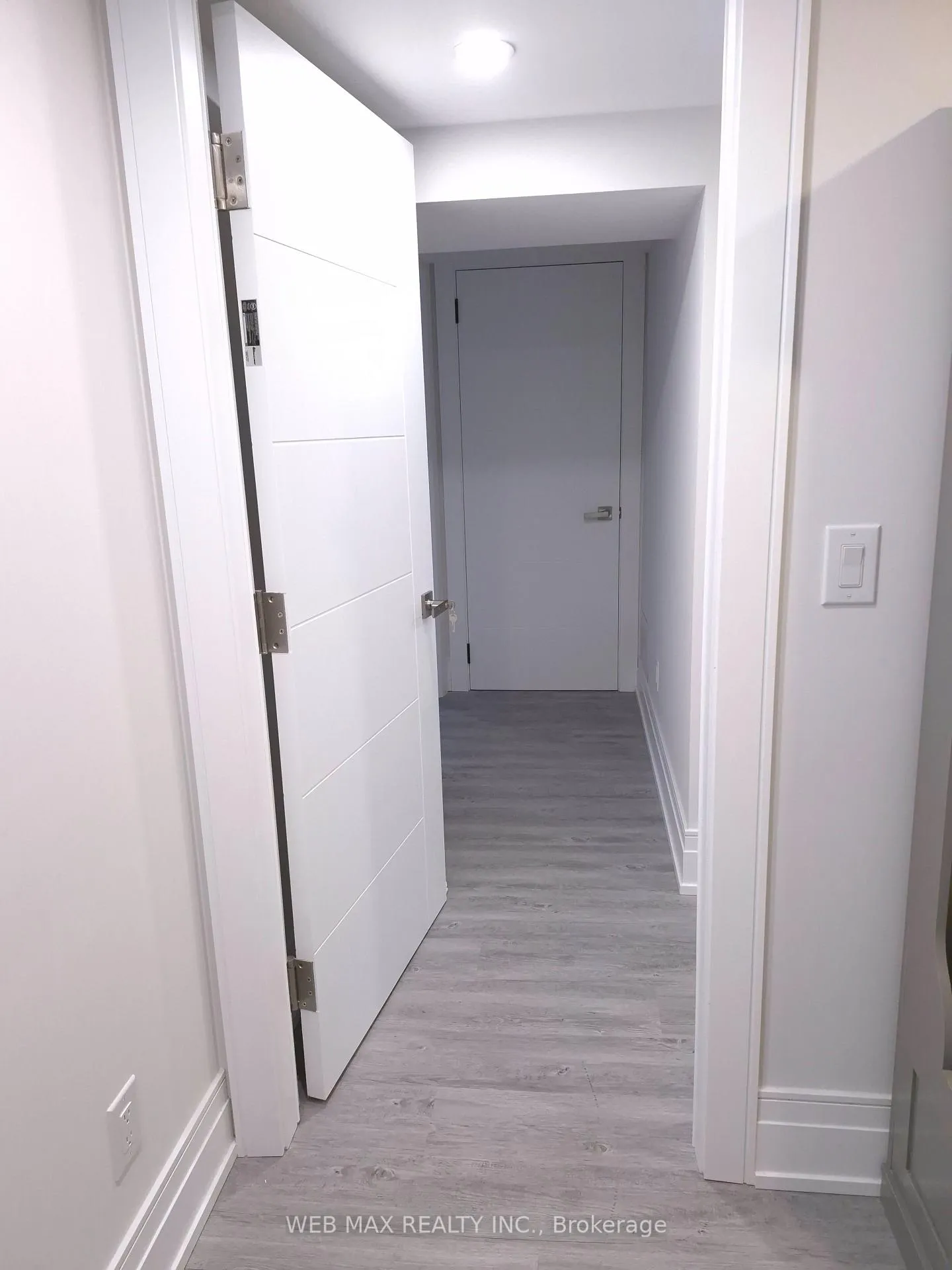 Photo 3 of Unit Bsmt, 4 Porter Crescent, Scarborough, Dorset Park — HOMEH