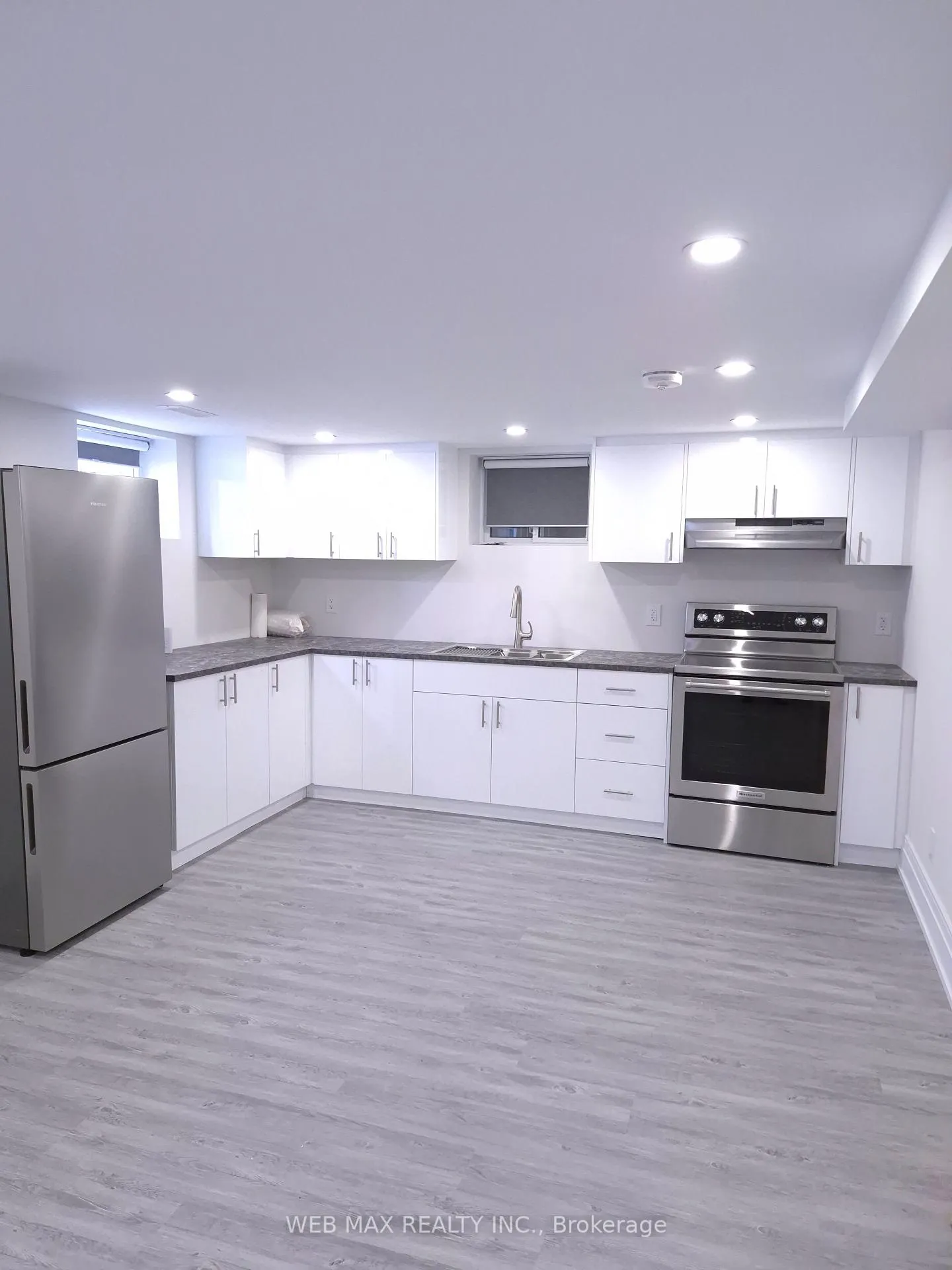 Photo 10 of Unit Bsmt, 4 Porter Crescent, Scarborough, Dorset Park — HOMEH