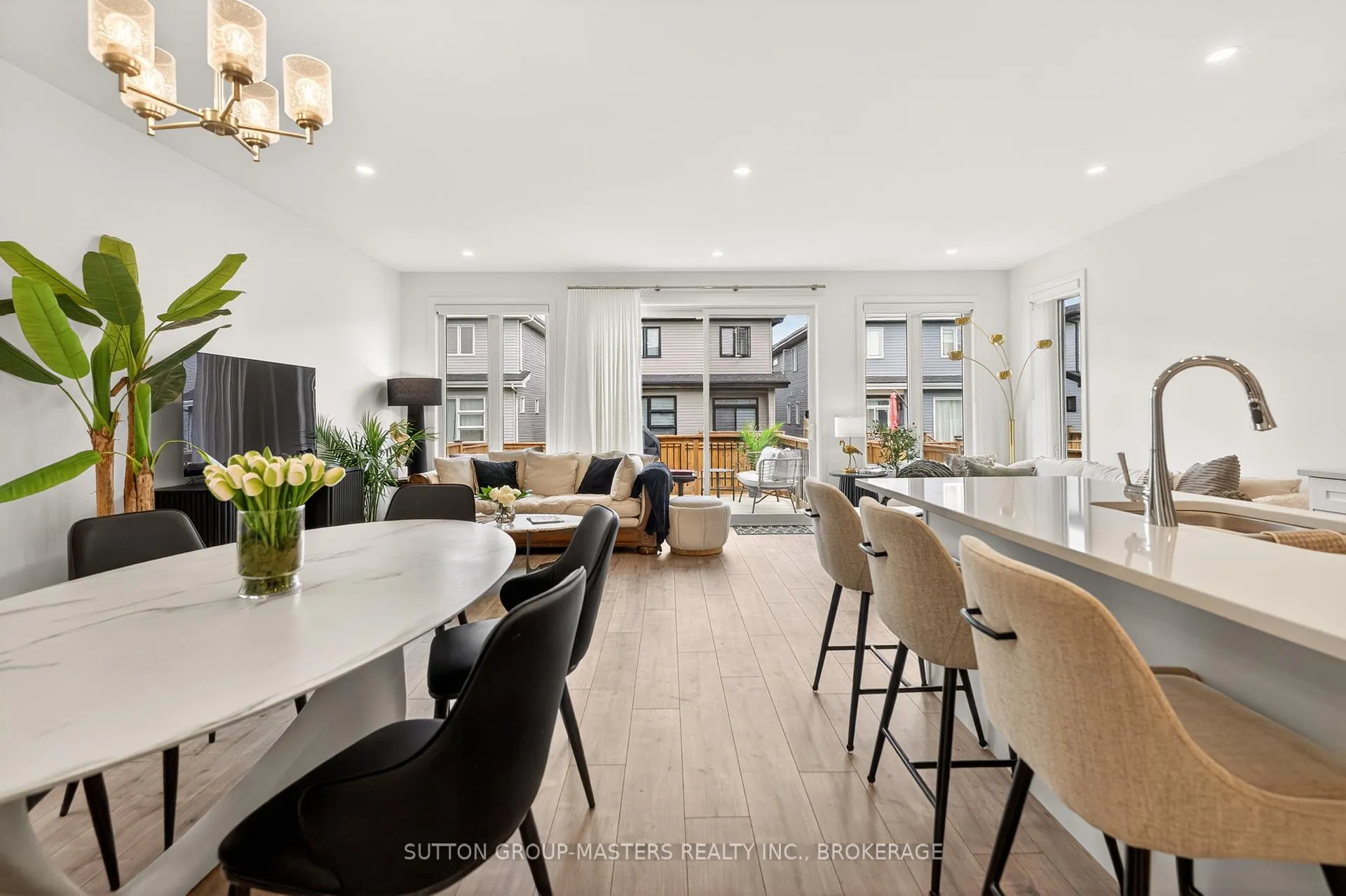 Photo 14 of 212 Superior Drive, Loyalist, Amherstview — HOMEH
