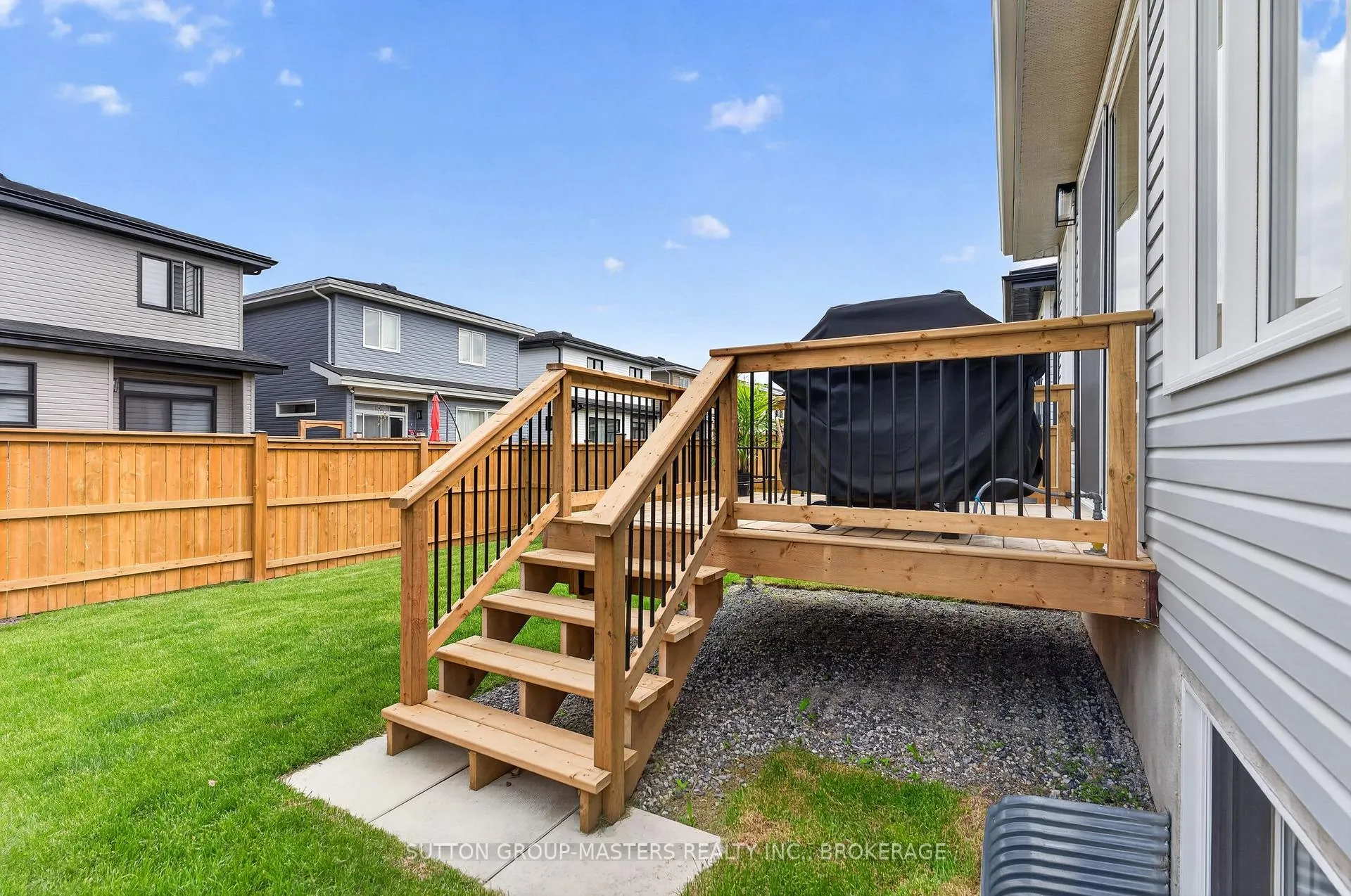 Photo 35 of 212 Superior Drive, Loyalist, Amherstview — HOMEH