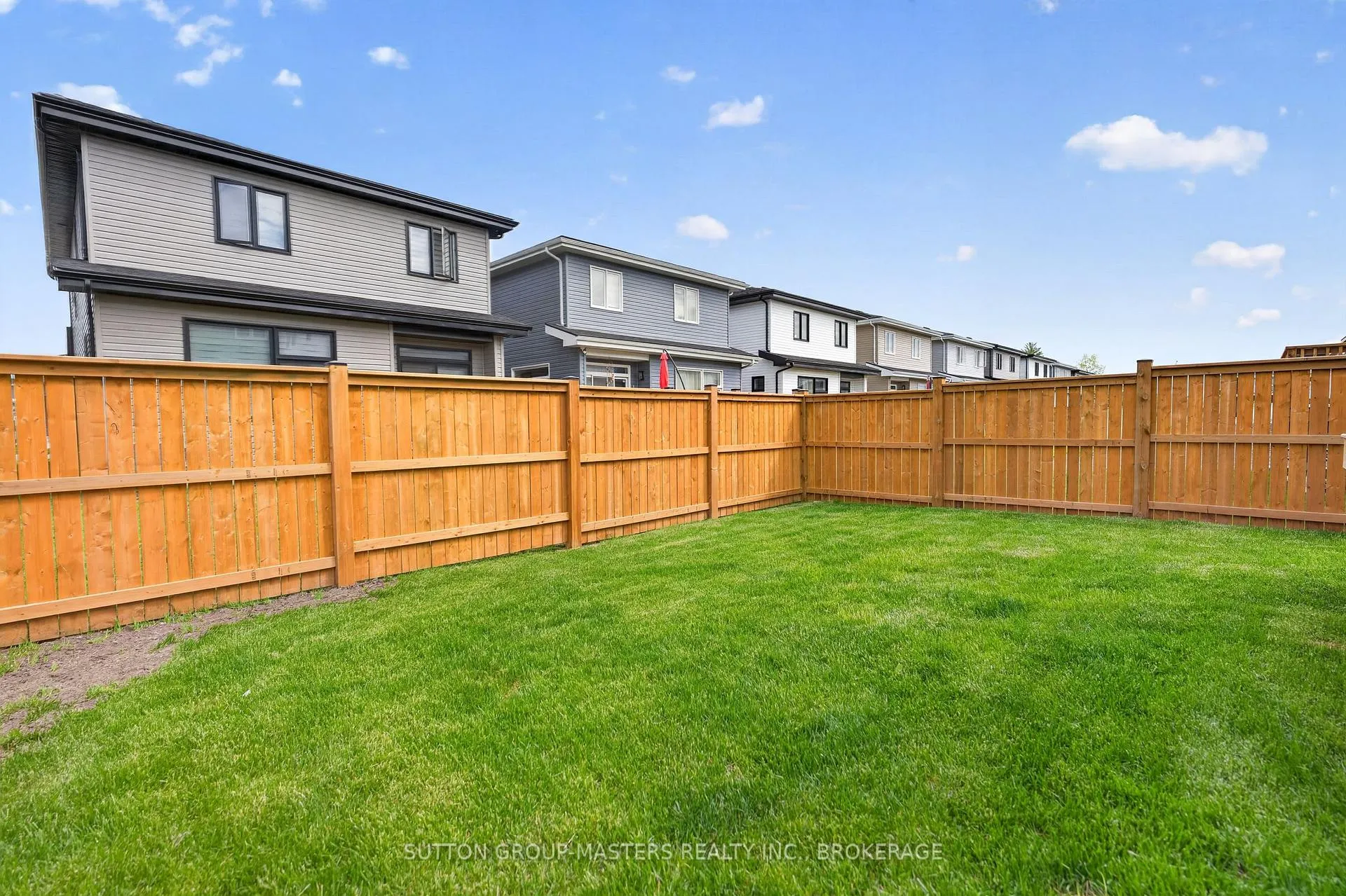 Photo 36 of 212 Superior Drive, Loyalist, Amherstview — HOMEH