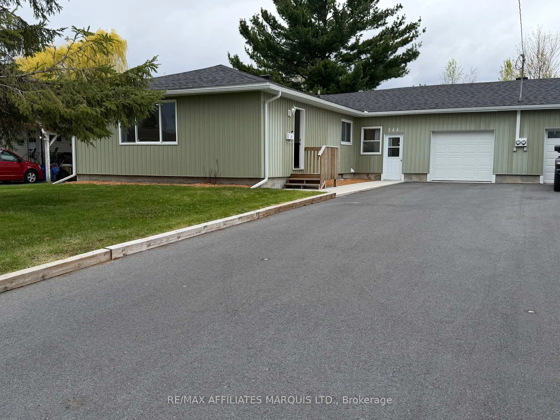 Photo 1 of 144 Elsie Avenue, Cornwall — HOMEH