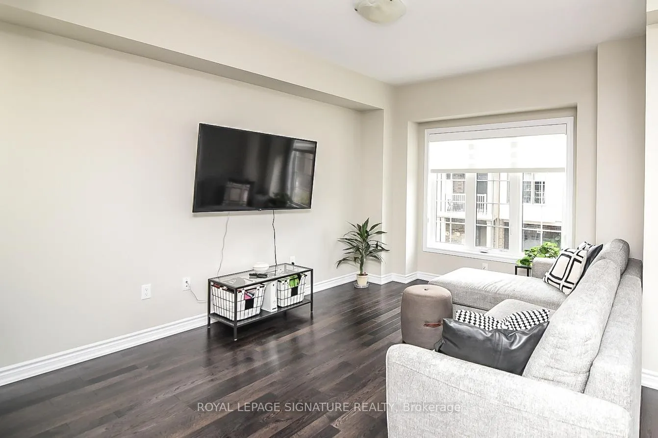 Photo 7 of Unit 53, 377 Glancaster Road, Hamilton, Ancaster — HOMEH