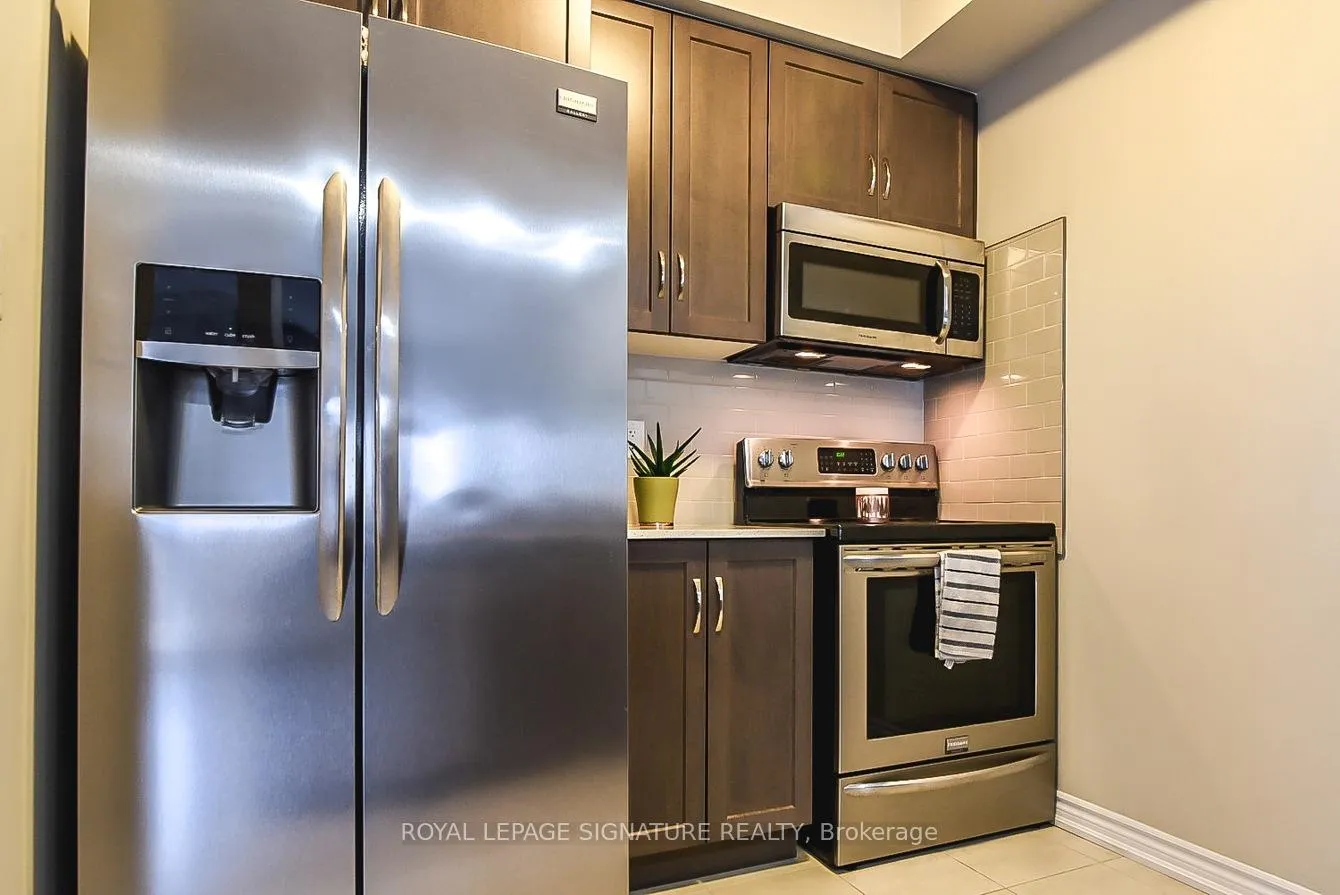 Photo 12 of Unit 53, 377 Glancaster Road, Hamilton, Ancaster — HOMEH