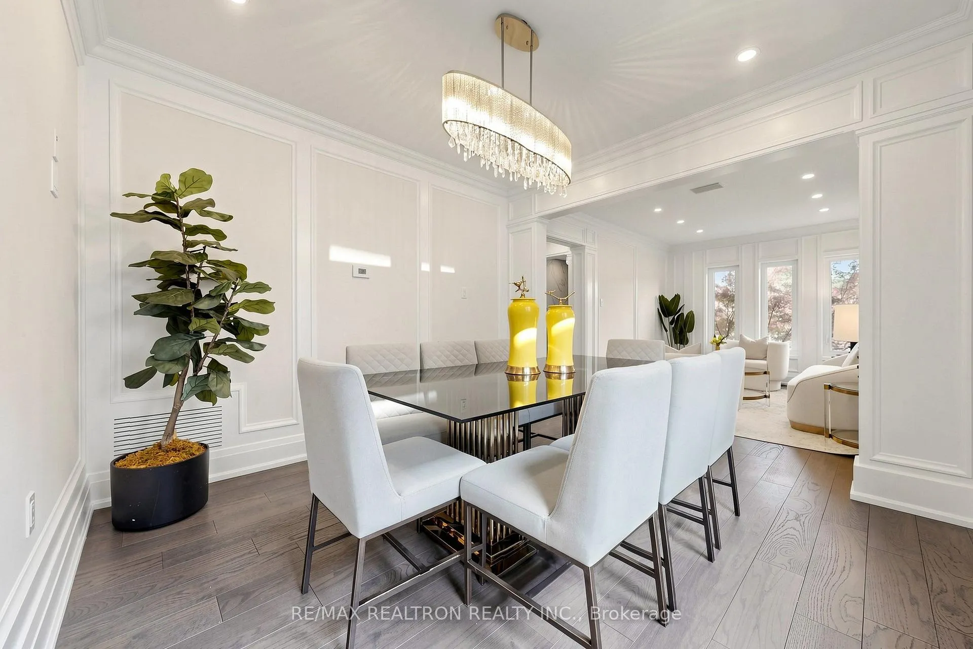 Photo 9 of 24 Drummond Drive, Vaughan, Maple — HOMEH
