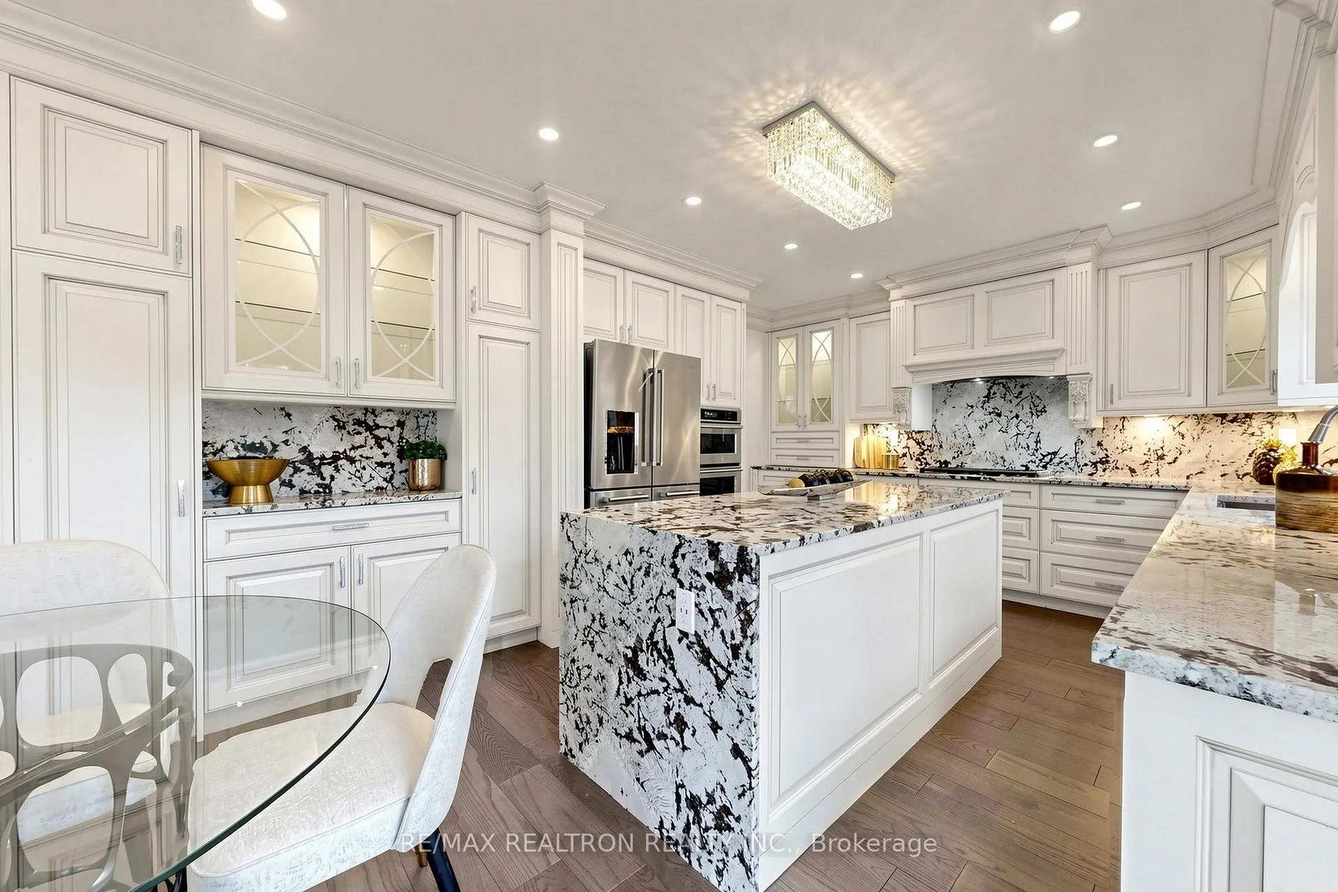 Photo 15 of 24 Drummond Drive, Vaughan, Maple — HOMEH