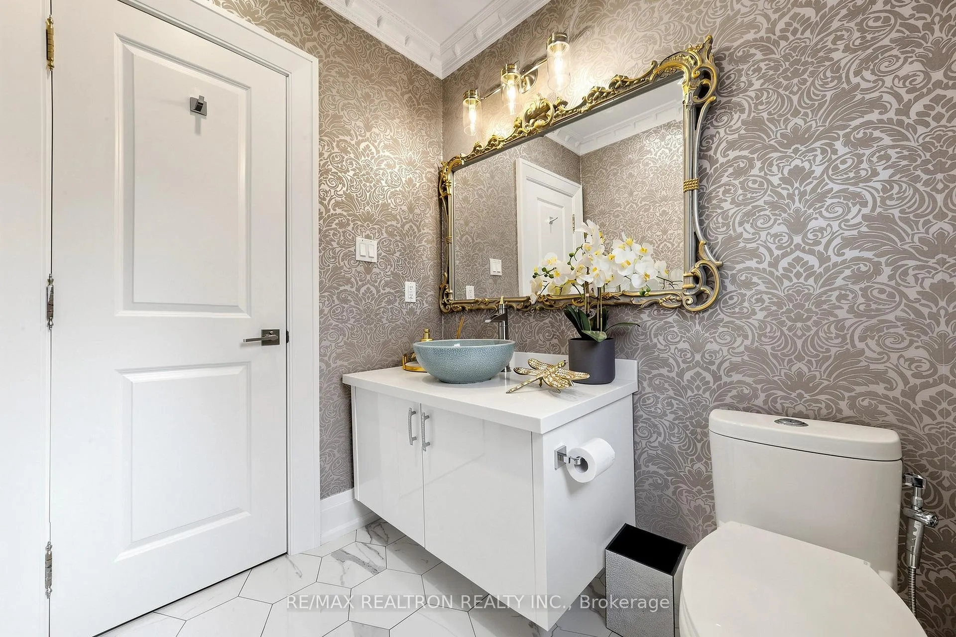 Photo 19 of 24 Drummond Drive, Vaughan, Maple — HOMEH