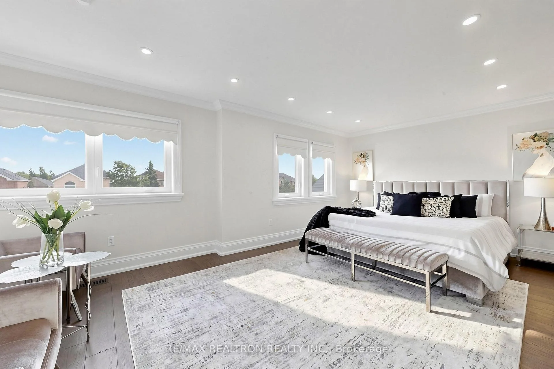 Photo 23 of 24 Drummond Drive, Vaughan, Maple — HOMEH