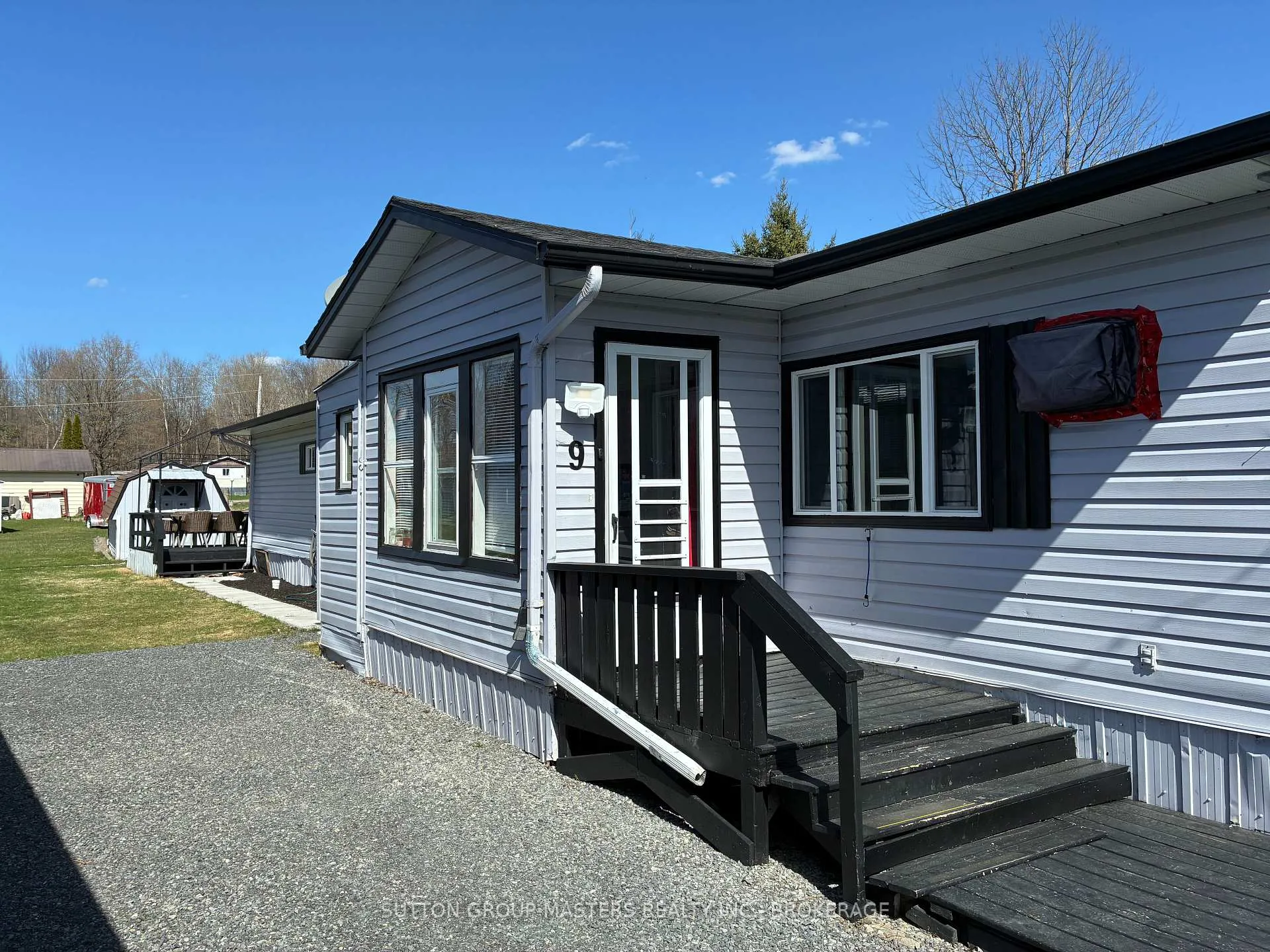 Photo 5 of 9 Patterson Boulevard, Rideau Lakes, Rideau Lakes (South Crosby) Twp — HOMEH