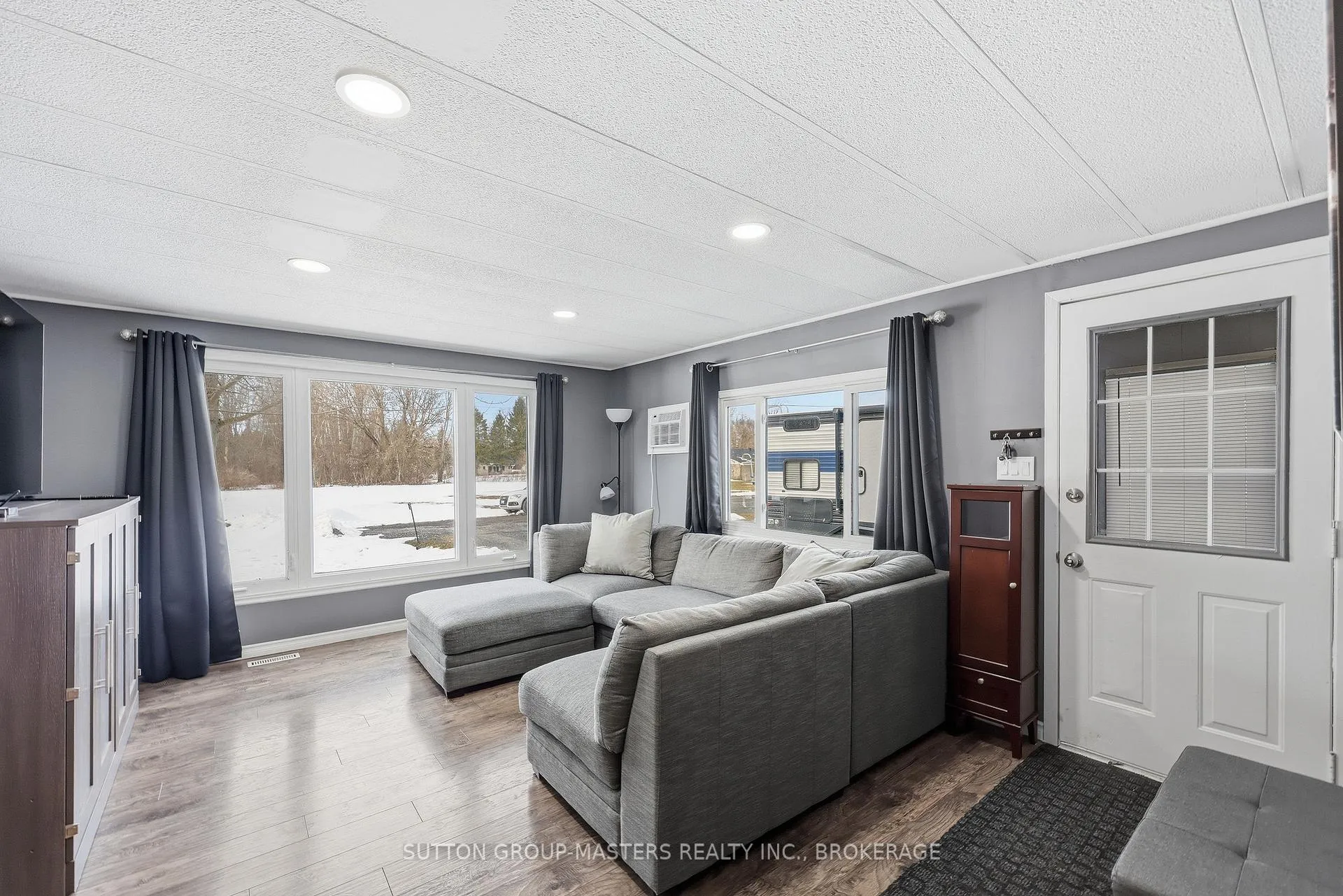 Photo 7 of 9 Patterson Boulevard, Rideau Lakes, Rideau Lakes (South Crosby) Twp — HOMEH