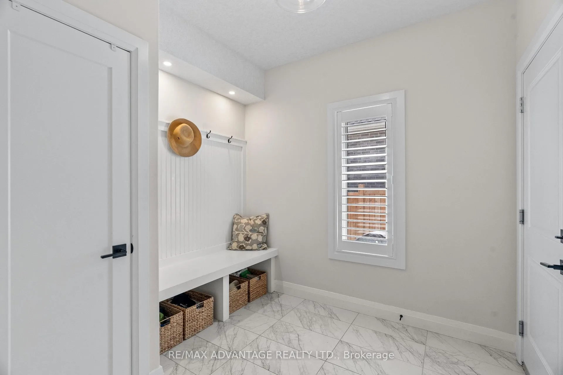 Photo 14 of 94 Mill Pond Crescent, Thames Centre, Dorchester — HOMEH