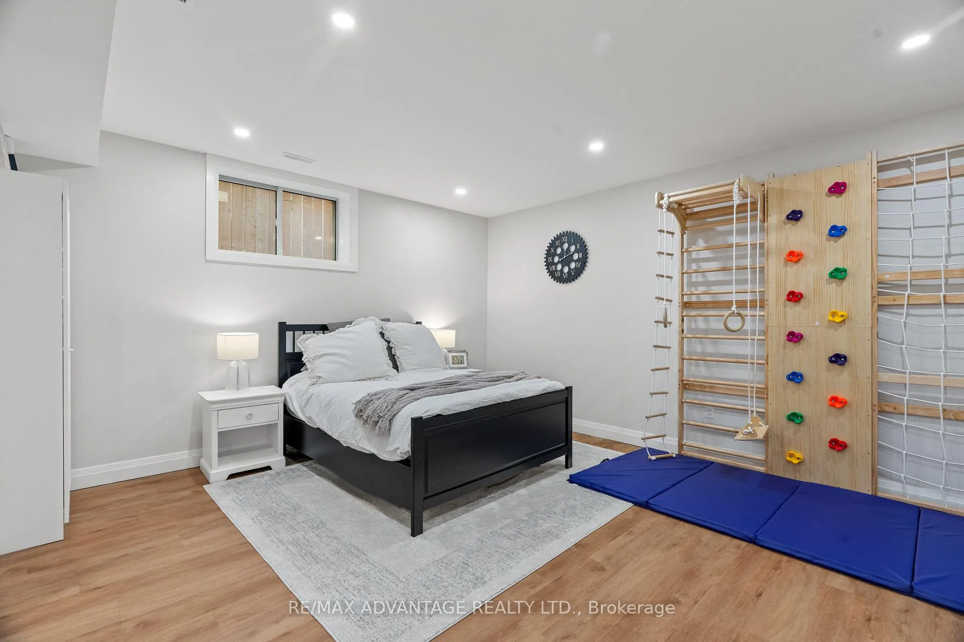 Photo 35 of 94 Mill Pond Crescent, Thames Centre, Dorchester — HOMEH