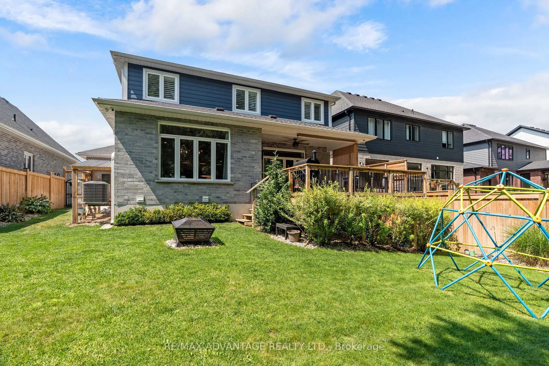 Photo 40 of 94 Mill Pond Crescent, Thames Centre, Dorchester — HOMEH