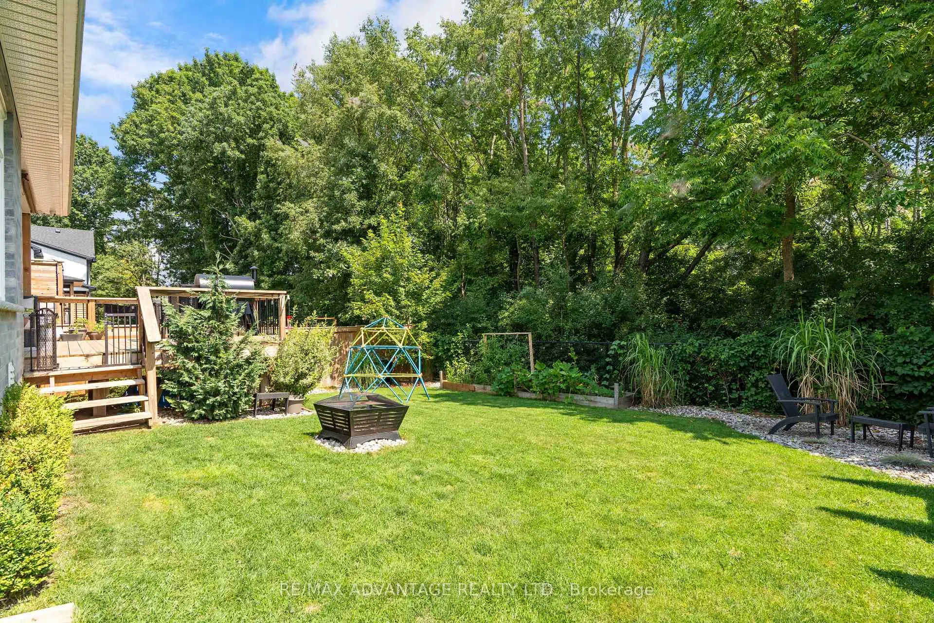 Photo 44 of 94 Mill Pond Crescent, Thames Centre, Dorchester — HOMEH
