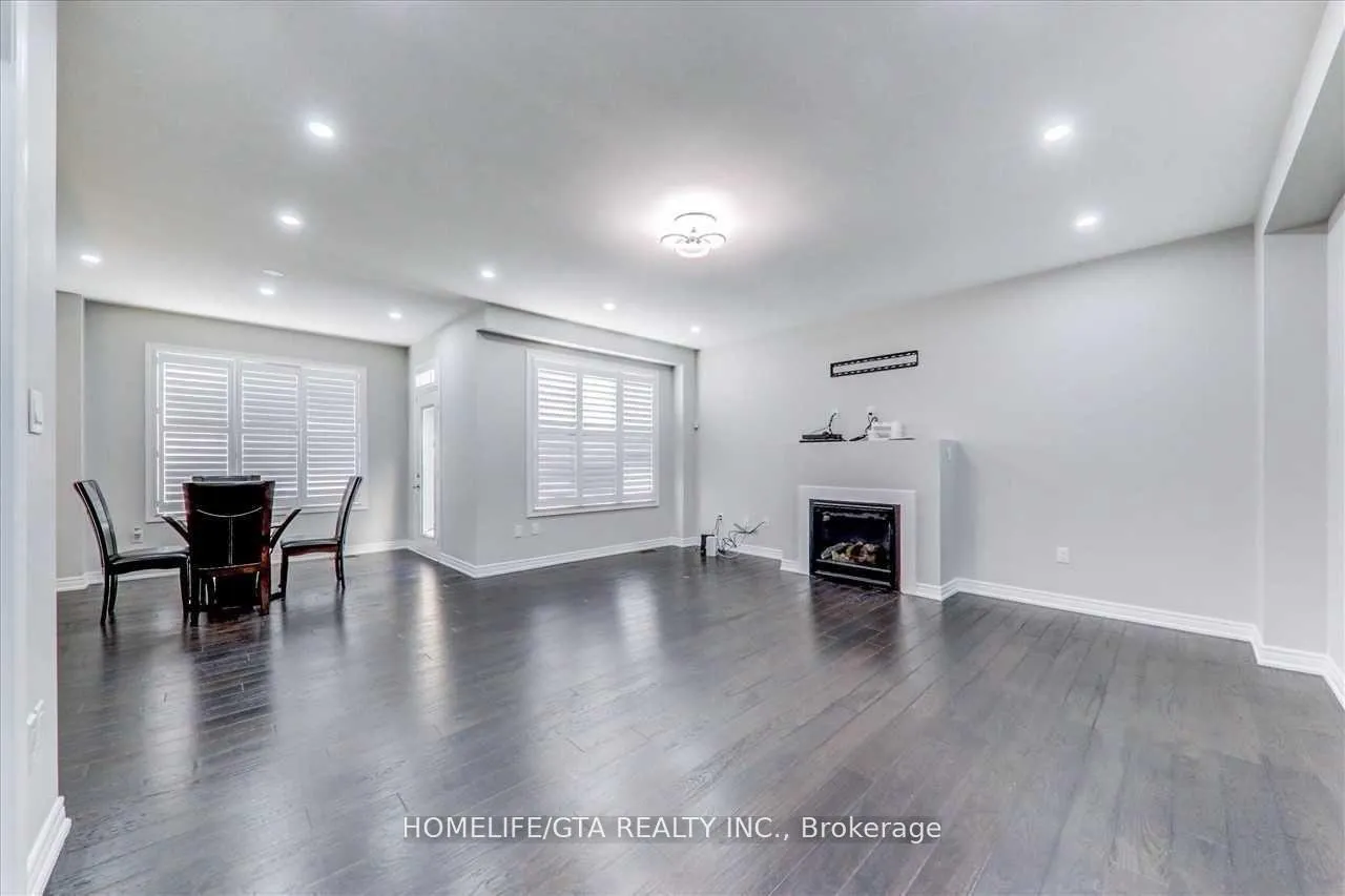 Photo 12 of 112 Elderslie Crescent, Vaughan, Kleinburg — HOMEH