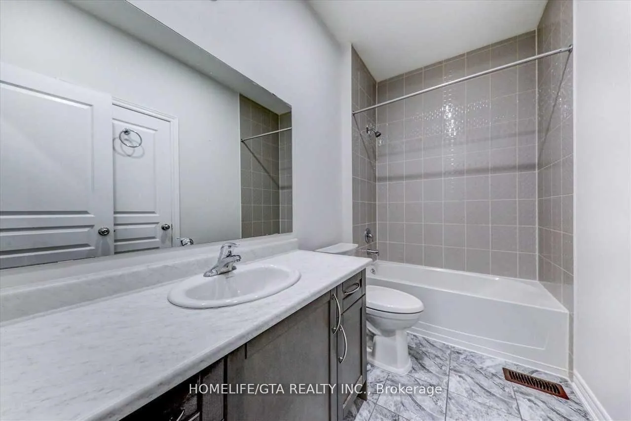 Photo 30 of 112 Elderslie Crescent, Vaughan, Kleinburg — HOMEH