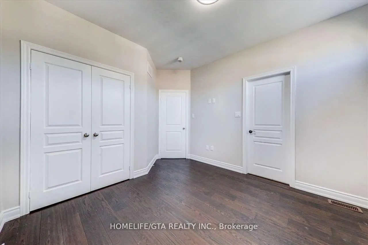 Photo 33 of 112 Elderslie Crescent, Vaughan, Kleinburg — HOMEH